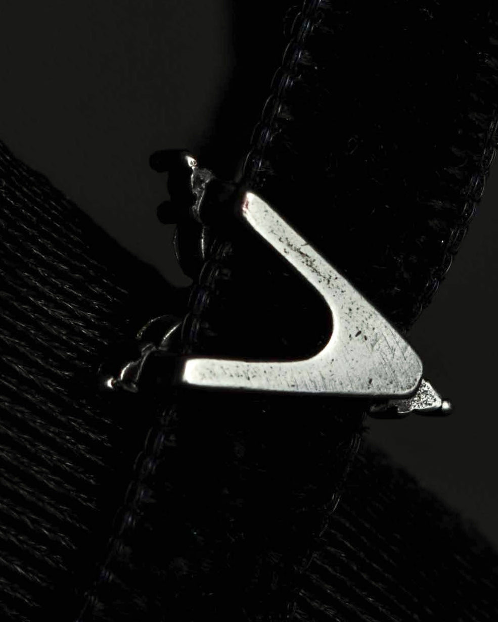 "DIOR" Velvet ribbon design star motif choker