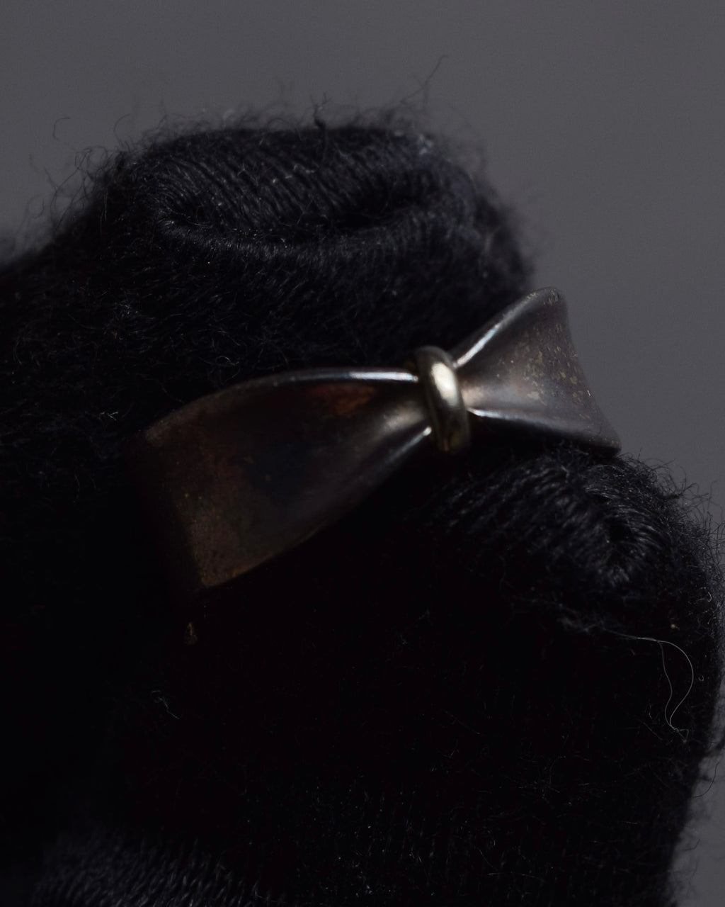 "GEORG JENSEN" Antique-like bowtie design silver ring