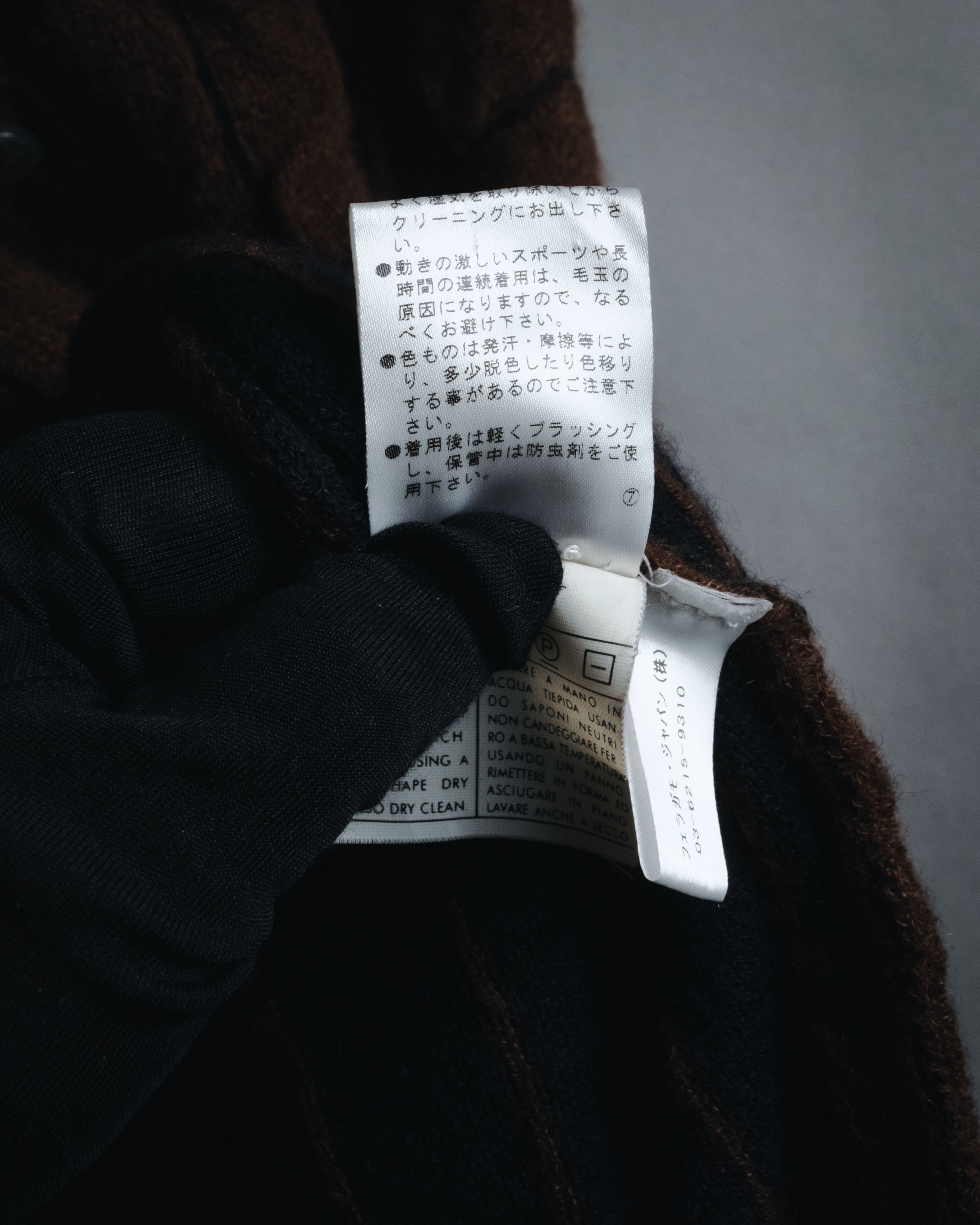 "Salvatore Ferragamo" 00’s Cashmere blend shawl-collar knit cardigan