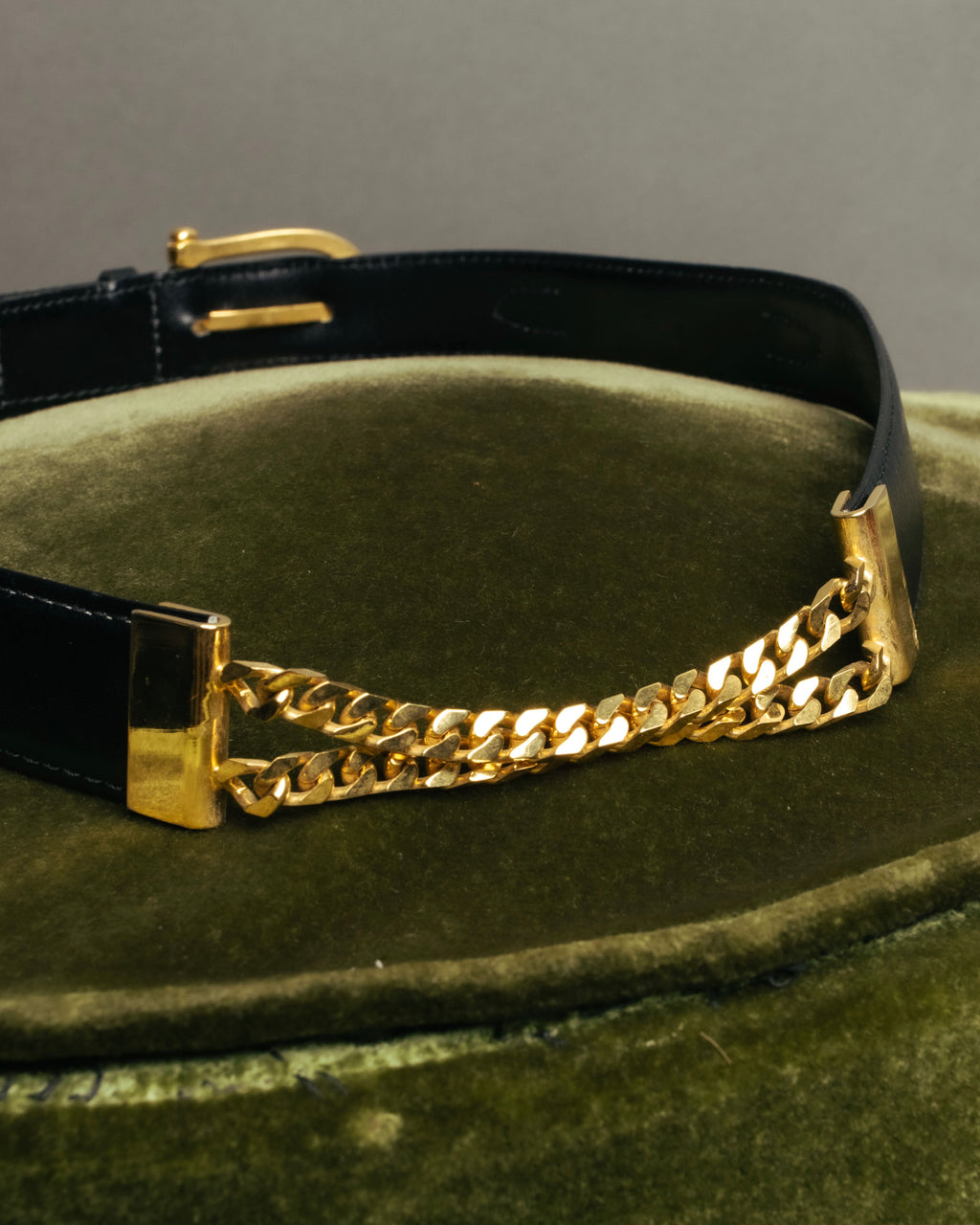 “CÉLINE” 70’s-80’s horsebit chain leather belt