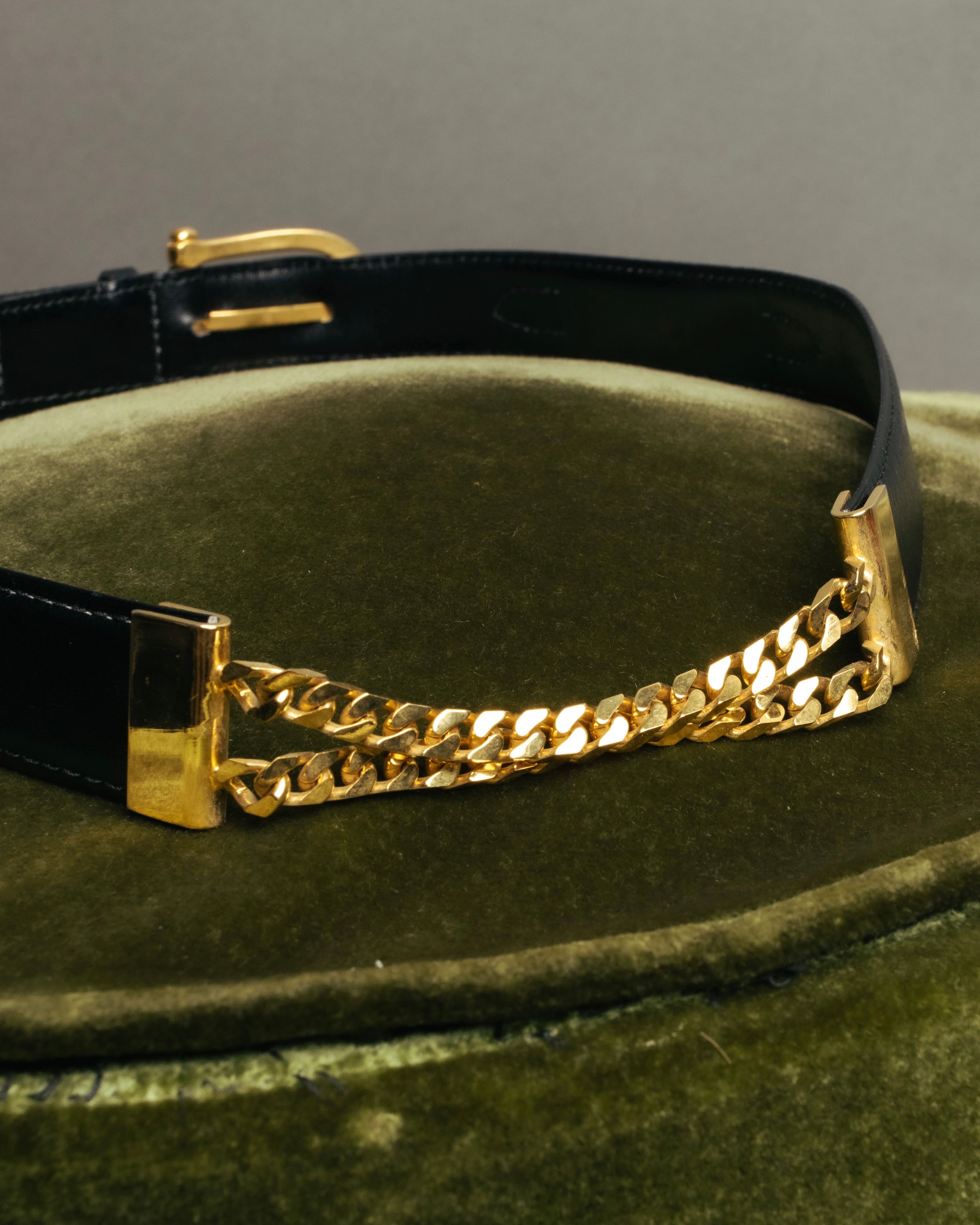 “CÉLINE” 70’s-80’s horsebit chain leather belt
