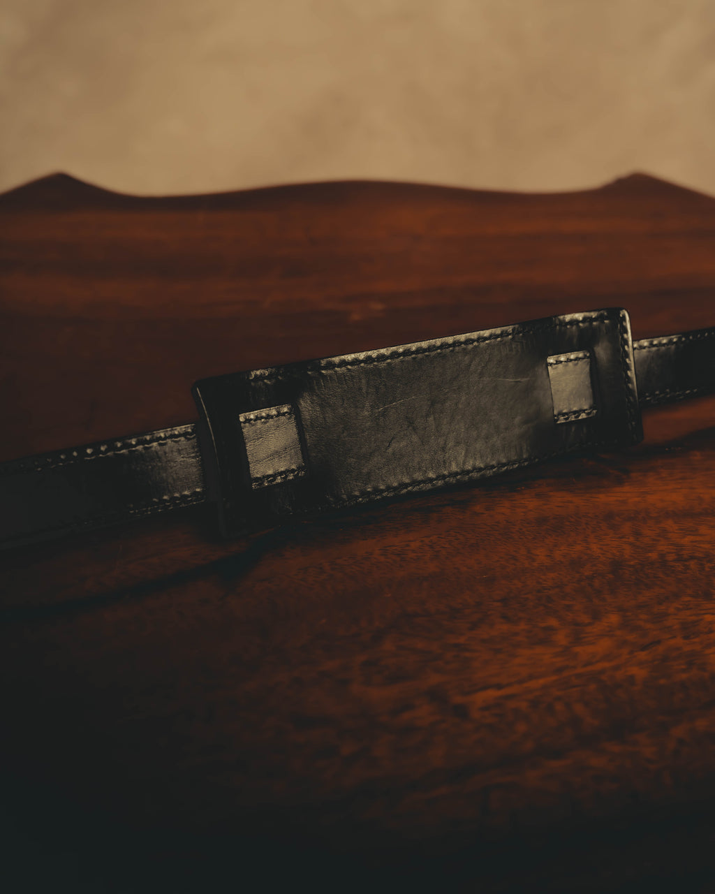 "GUCCI" 70's-80's Structured leather shoulder bag