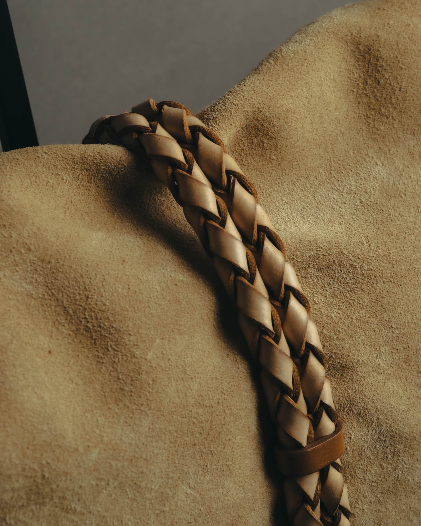 “Burberry” 00’s Braided leather handle suede shoulder bag