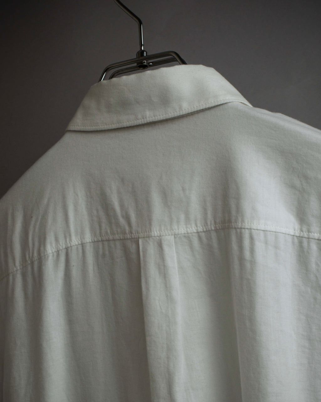 "BURBERRY" Frill design collarless blouse