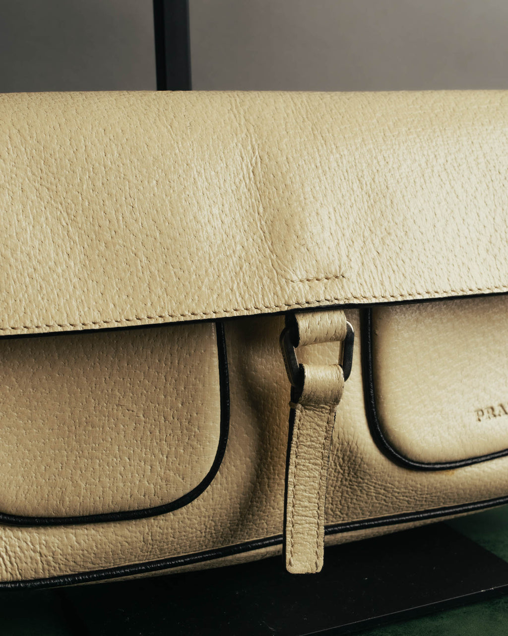 "PRADA" 90's-00's Cream pebbled leather shoulder bag