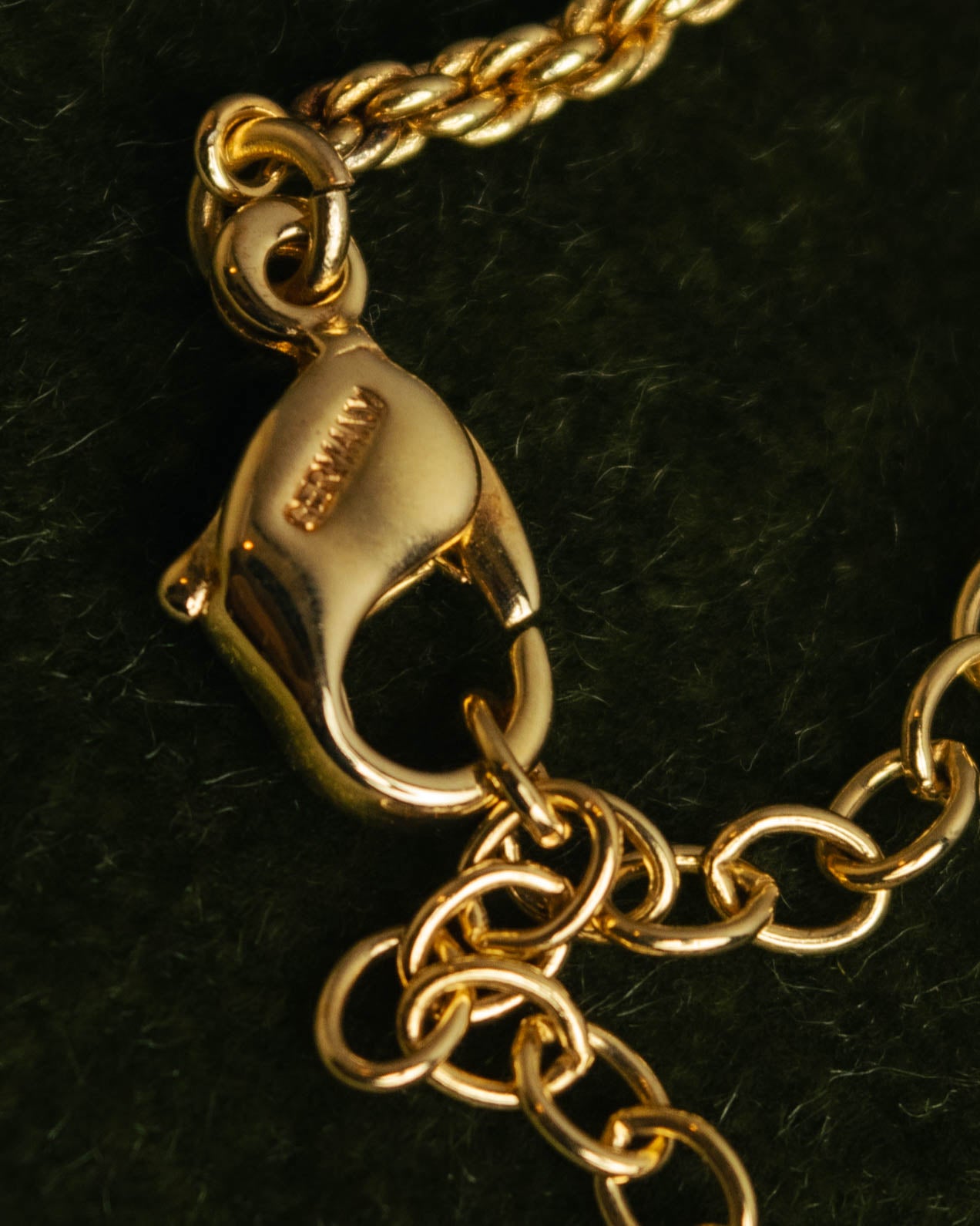 "Christian Dior" 80's-00's Rhinestone oval pendant necklace