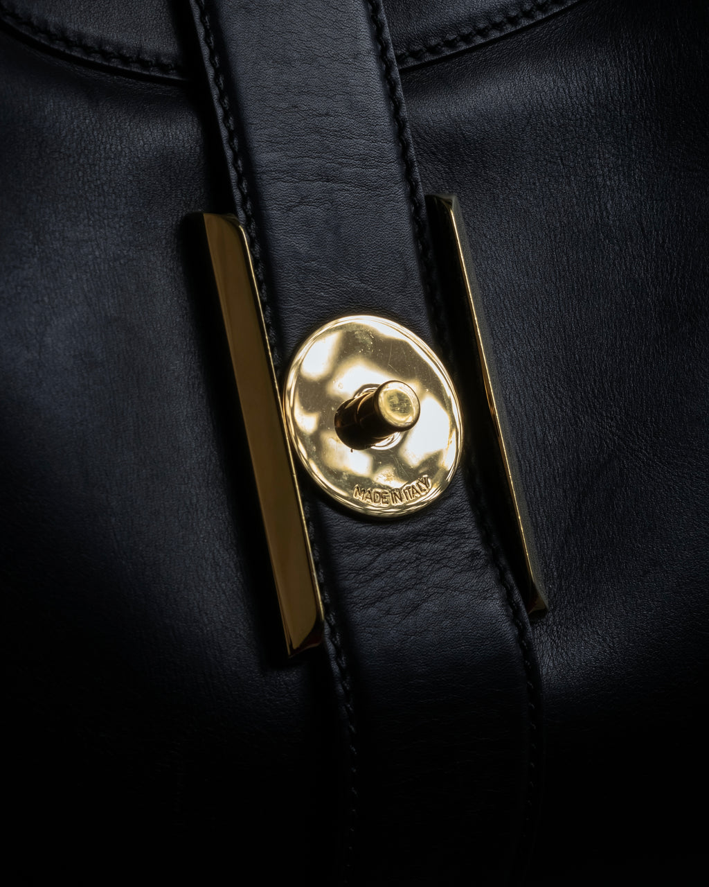 "Salvatore Ferragamo" Vertical gancini drawstring hobo bag