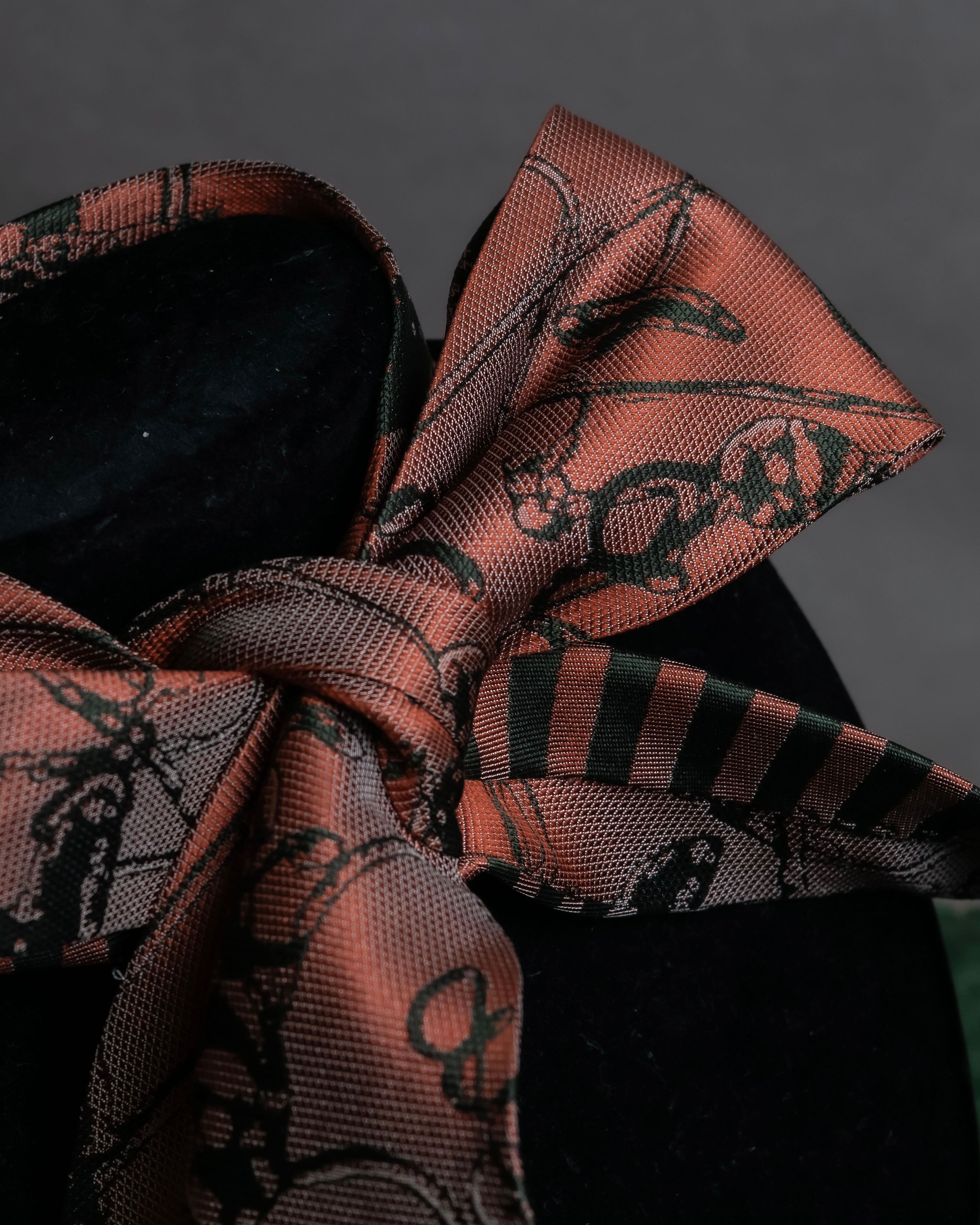 "JEAN PAUL GAULTIER HOMME" Drawing camouflage design silk neck tie