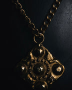 –SPECIAL– "CHANEL" 02SS Archival hammered-metal square medallion necklace