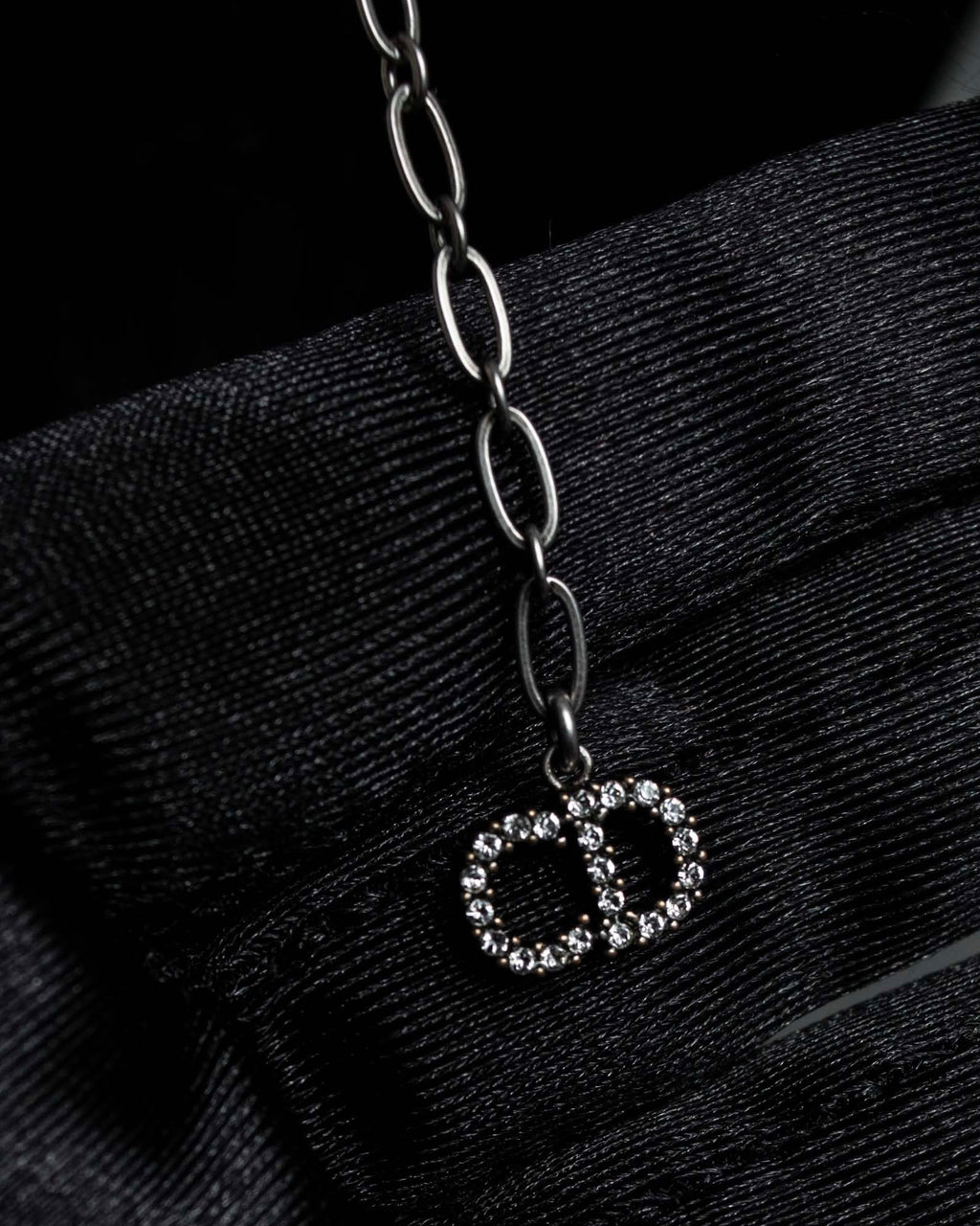 "DIOR" Velvet ribbon design star motif choker