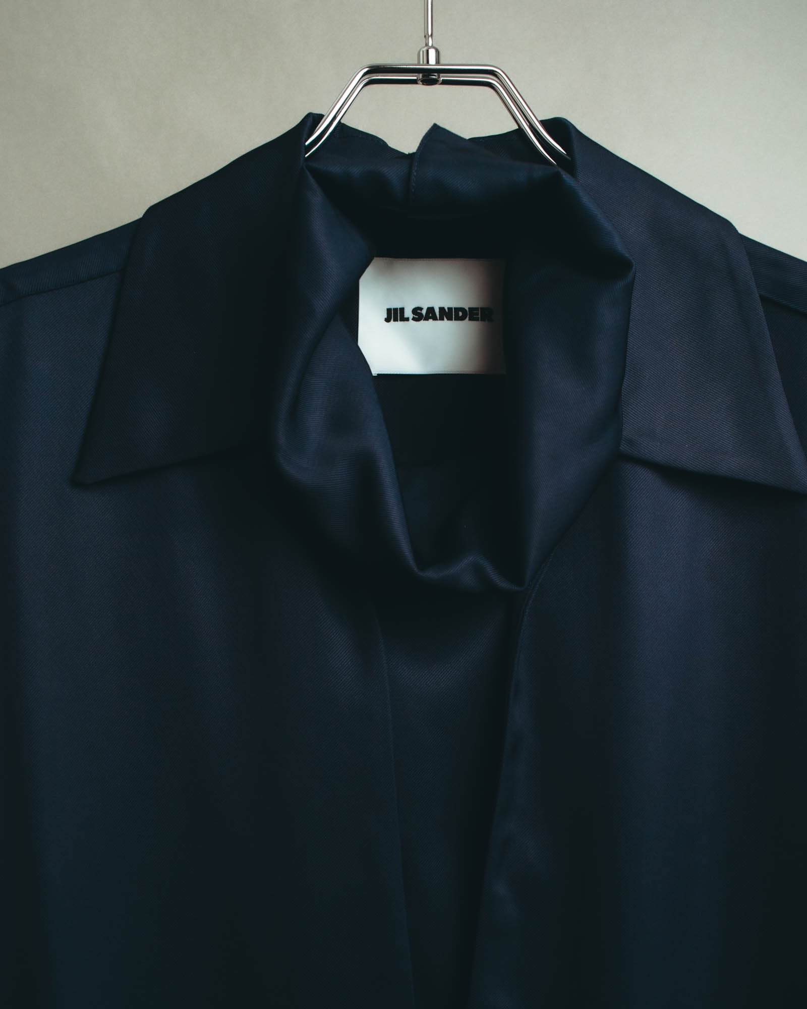 -SPECIAL- "Jil Sander" 2023 Elegant rayon skipper mock-neck shift dress