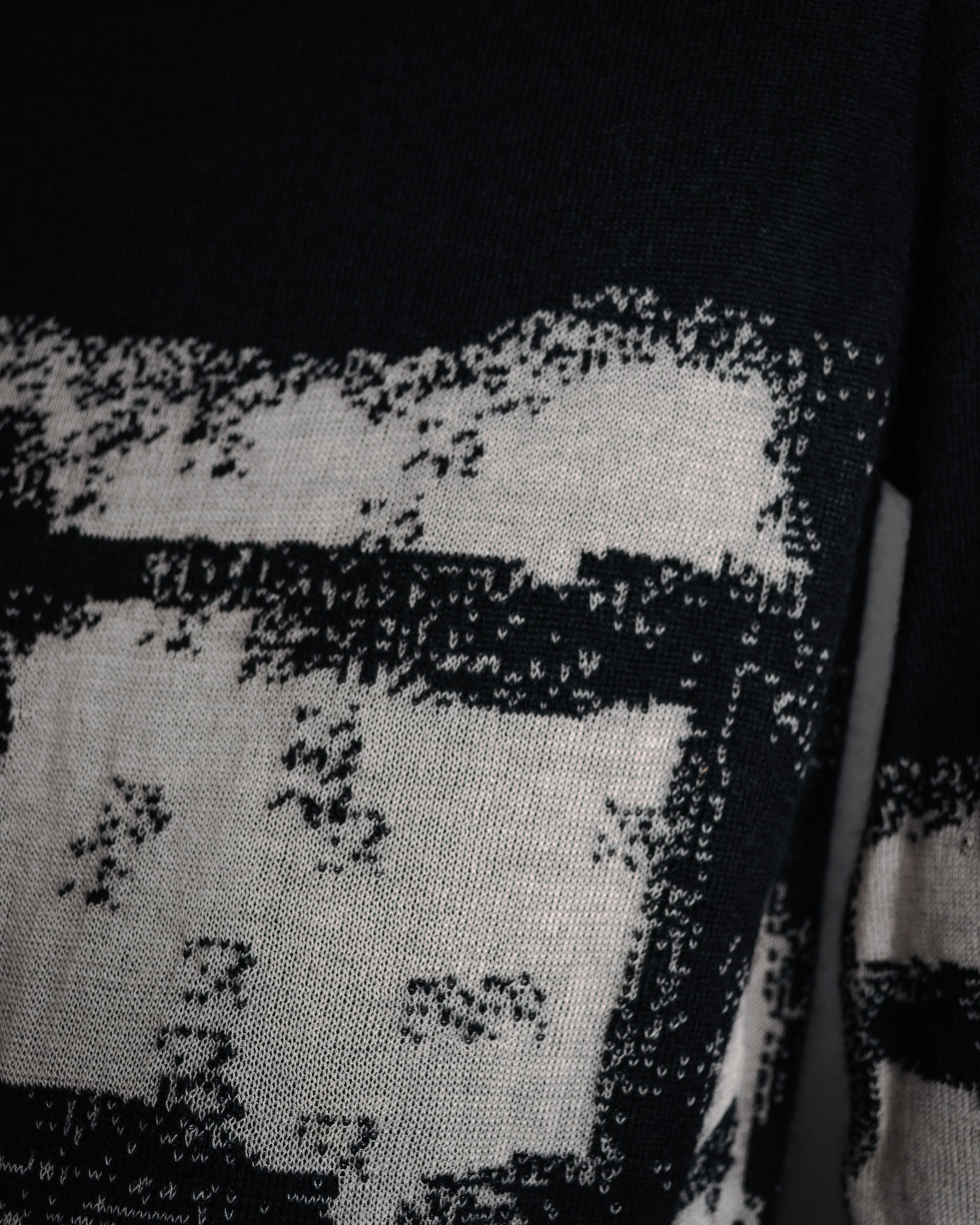“CHANEL” 90’s-00’s Abstract grid knit top