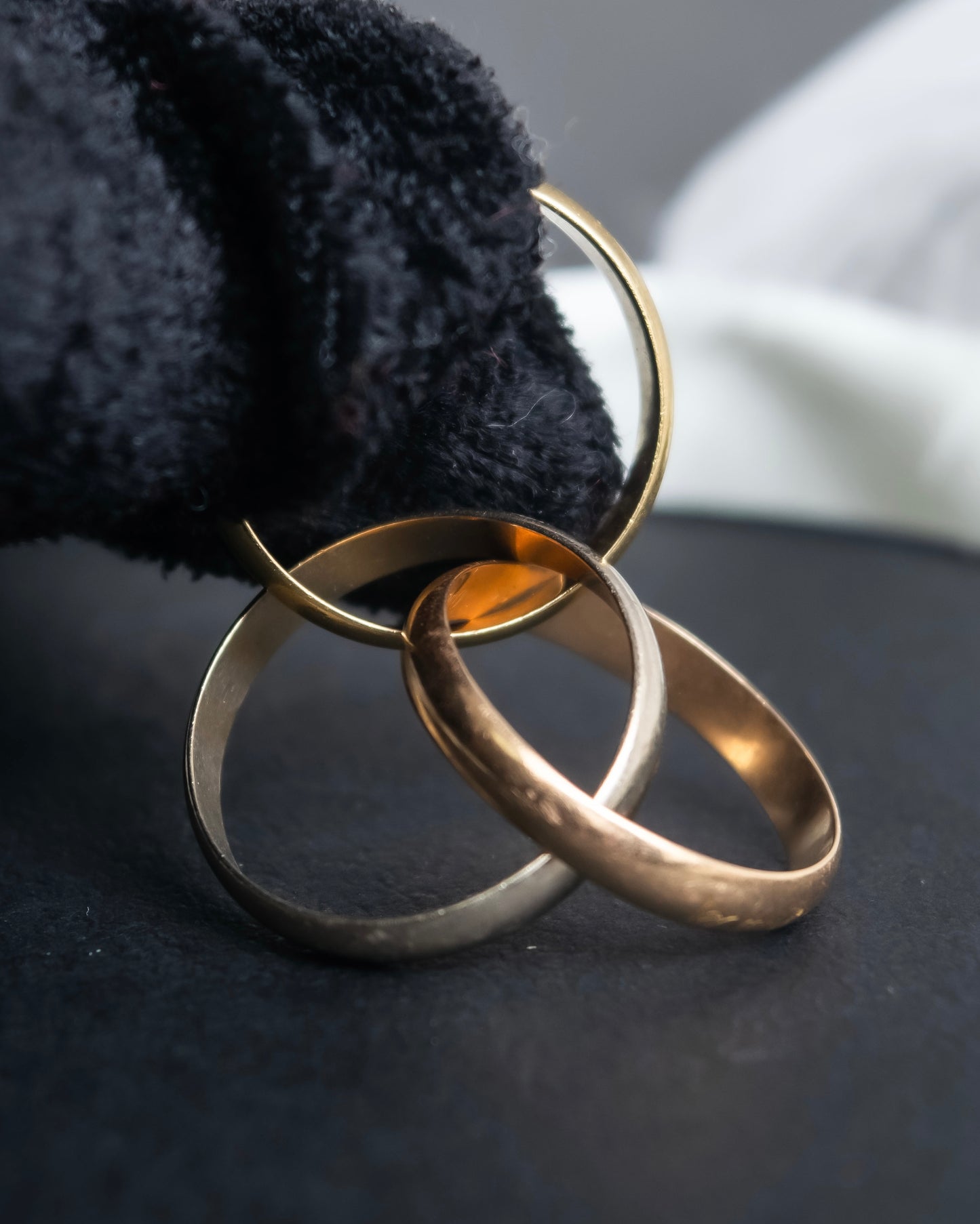 "Cartier" Gold trinity ring