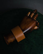 "Salvatore Ferragamo" 95’s-05’s Gancini clasp vacchetta leather bracelet