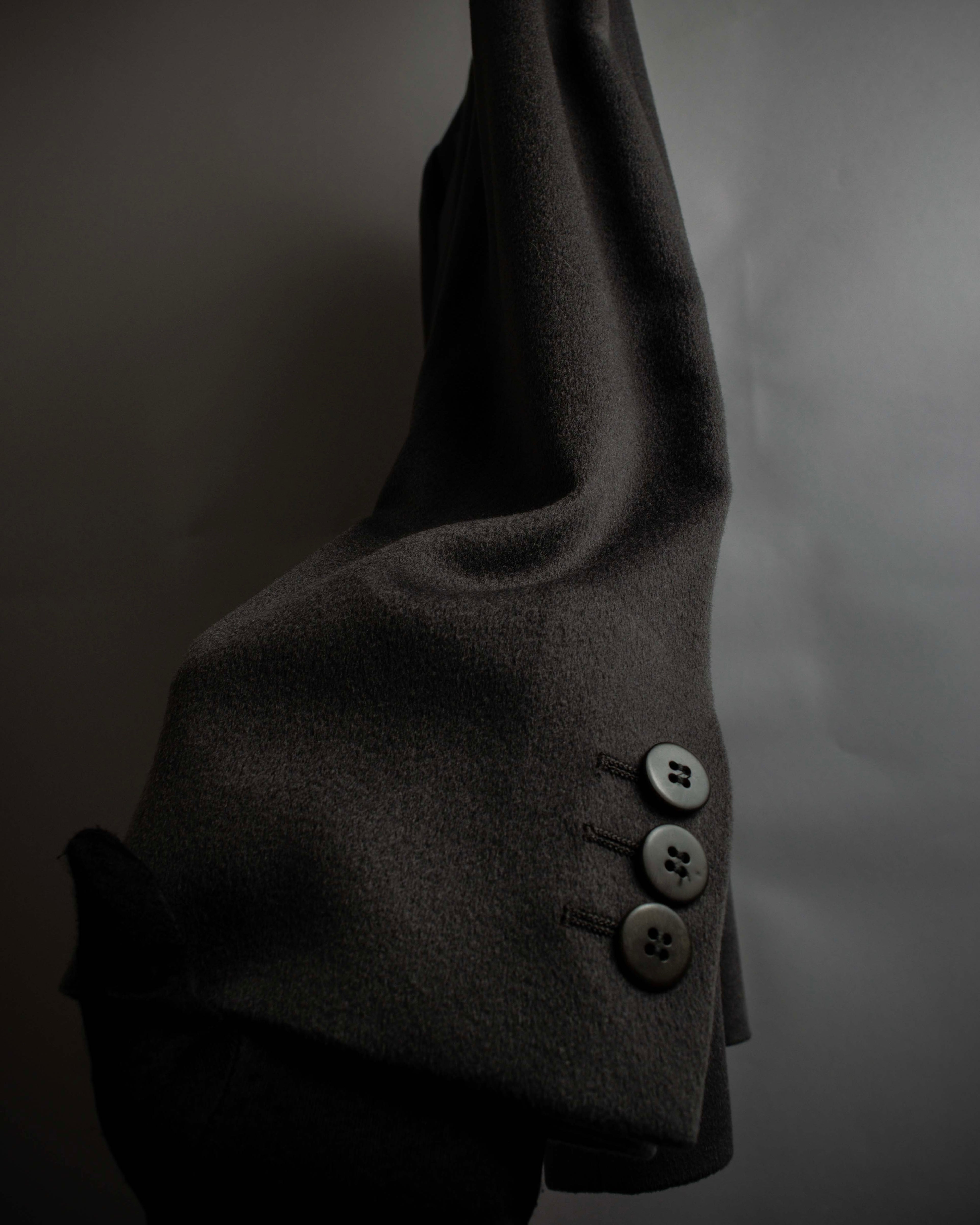 "ARMANI COLLEZIONI" Sharp peak lapel 100% cashmere tailored jacket