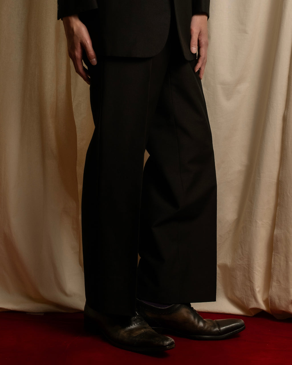 "YVES SAINT LAURENT" Strongly tailored shaped wool set up