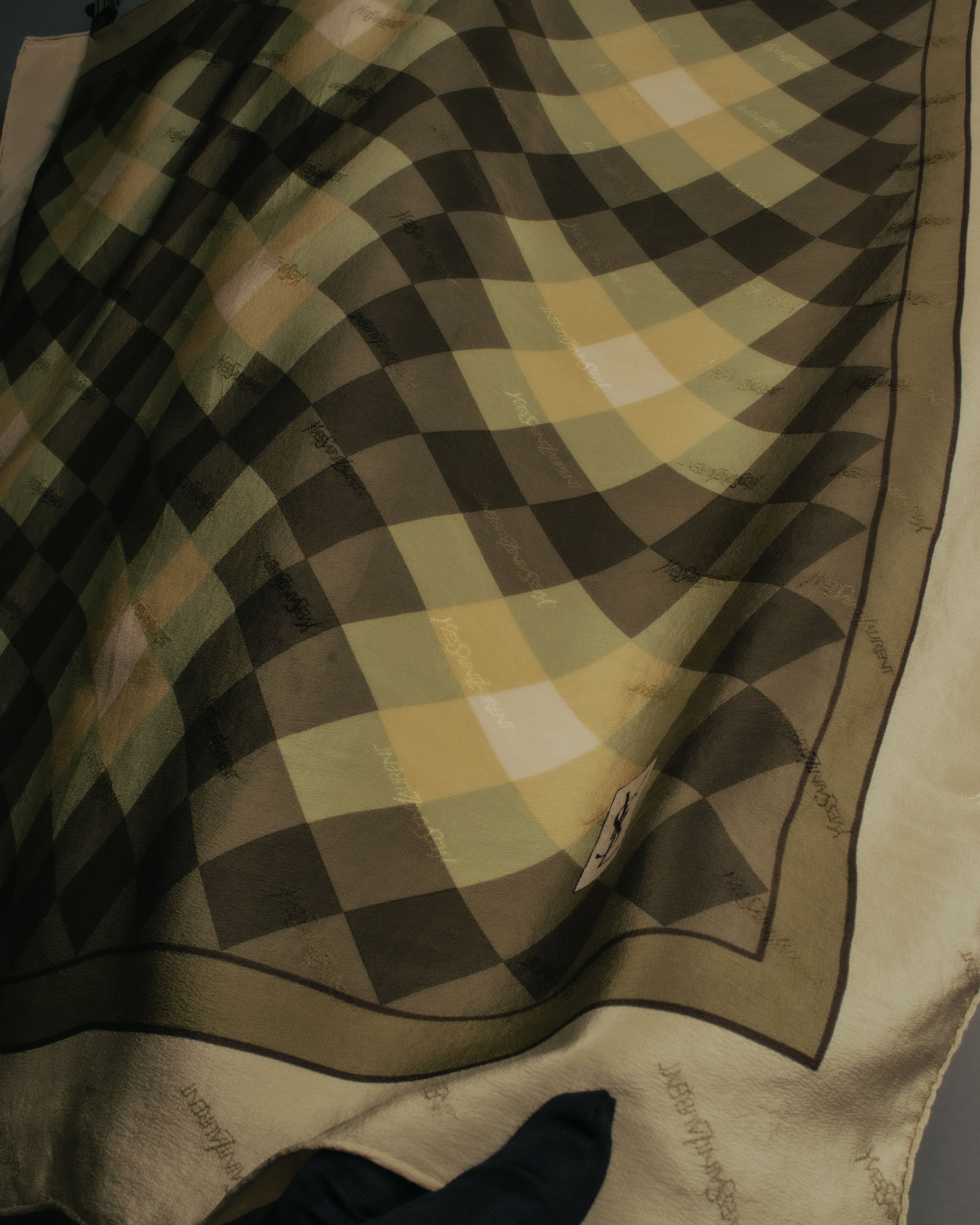 “Yves Saint Laurent” 80’s-90’s Sheer check silk scarf