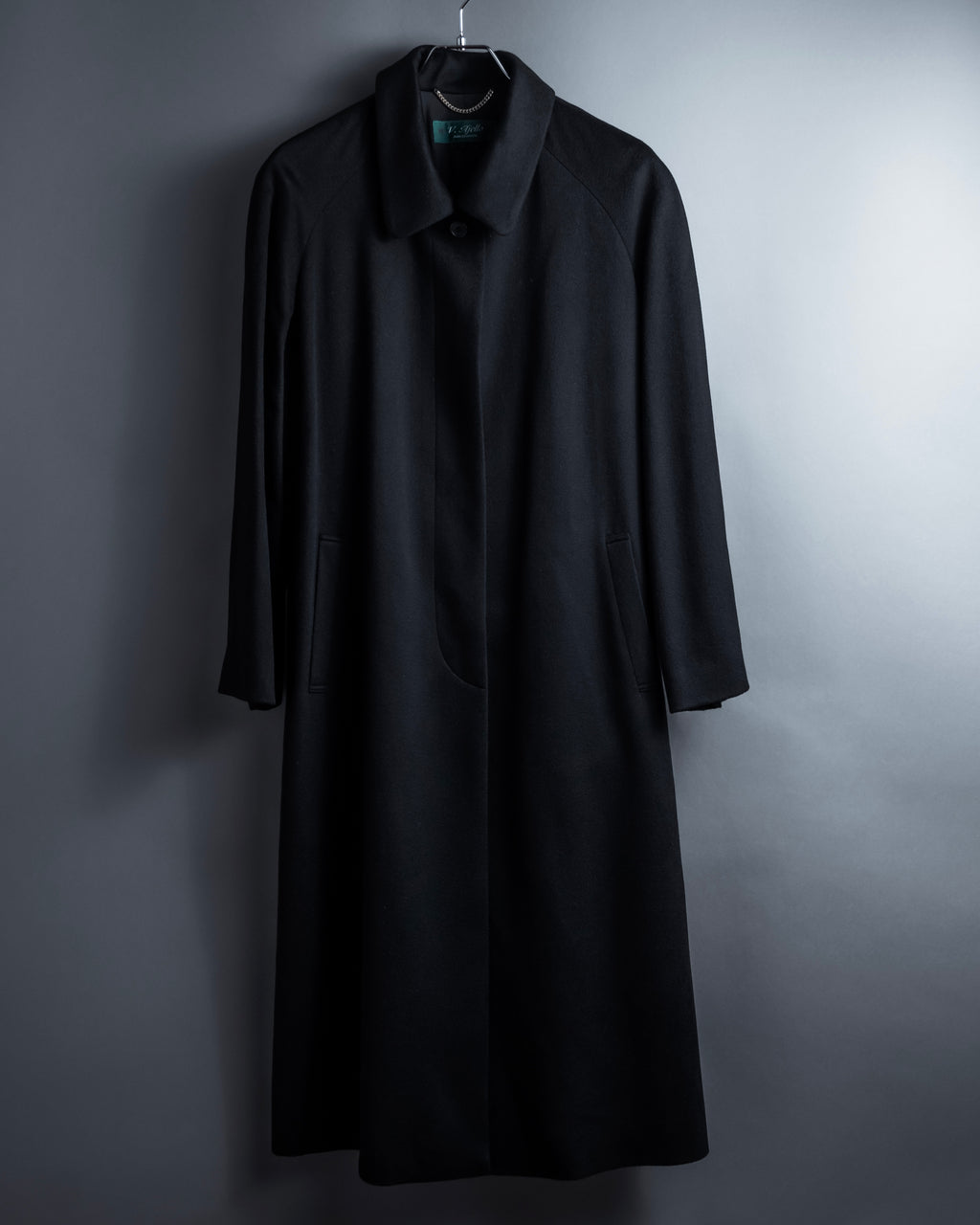 "Vintage raglan sleeve 100% cashmere stand-collar coat"