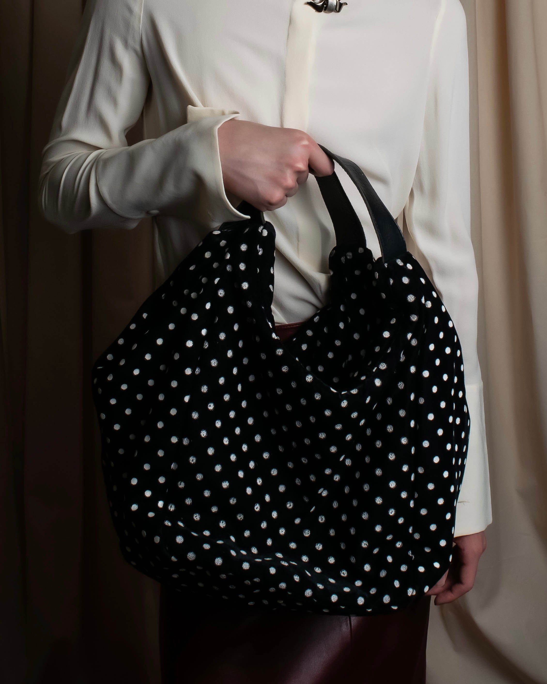 "tricot COMME des GARCONS" Polka dot velour large handbag