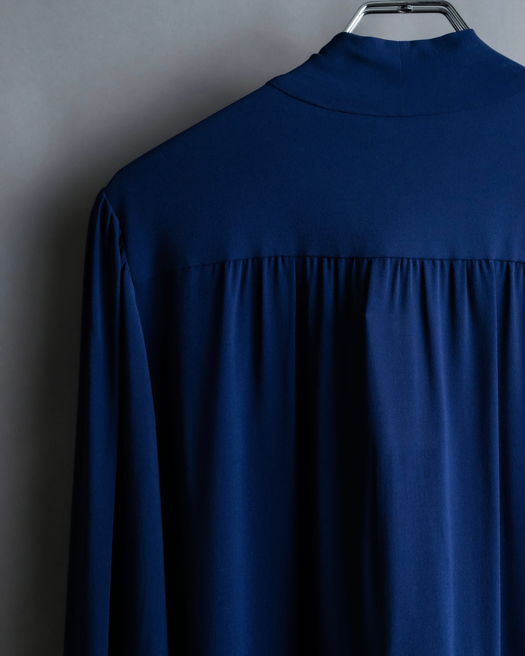 "BALENCIAGA" 16AW Pussy bow sailor shirt