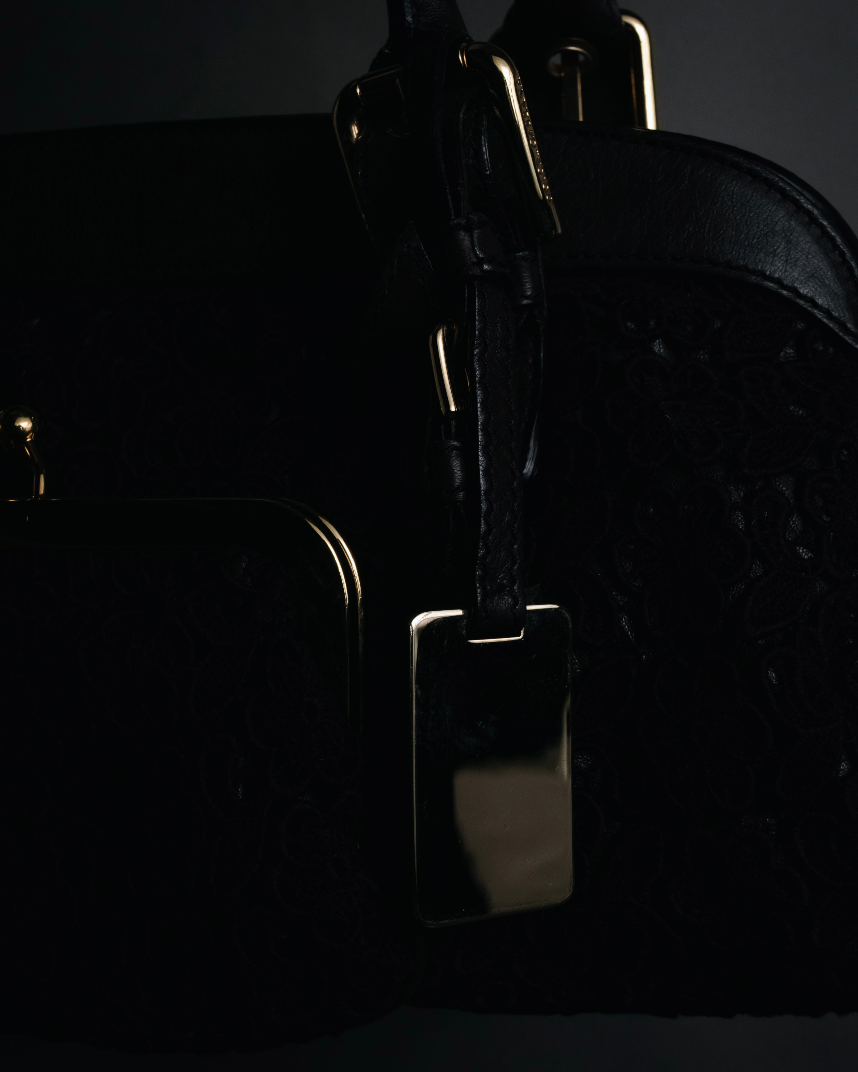 "DOLCE & GABBANA" 2005-06 Anniversary lace kisslock leather handbag