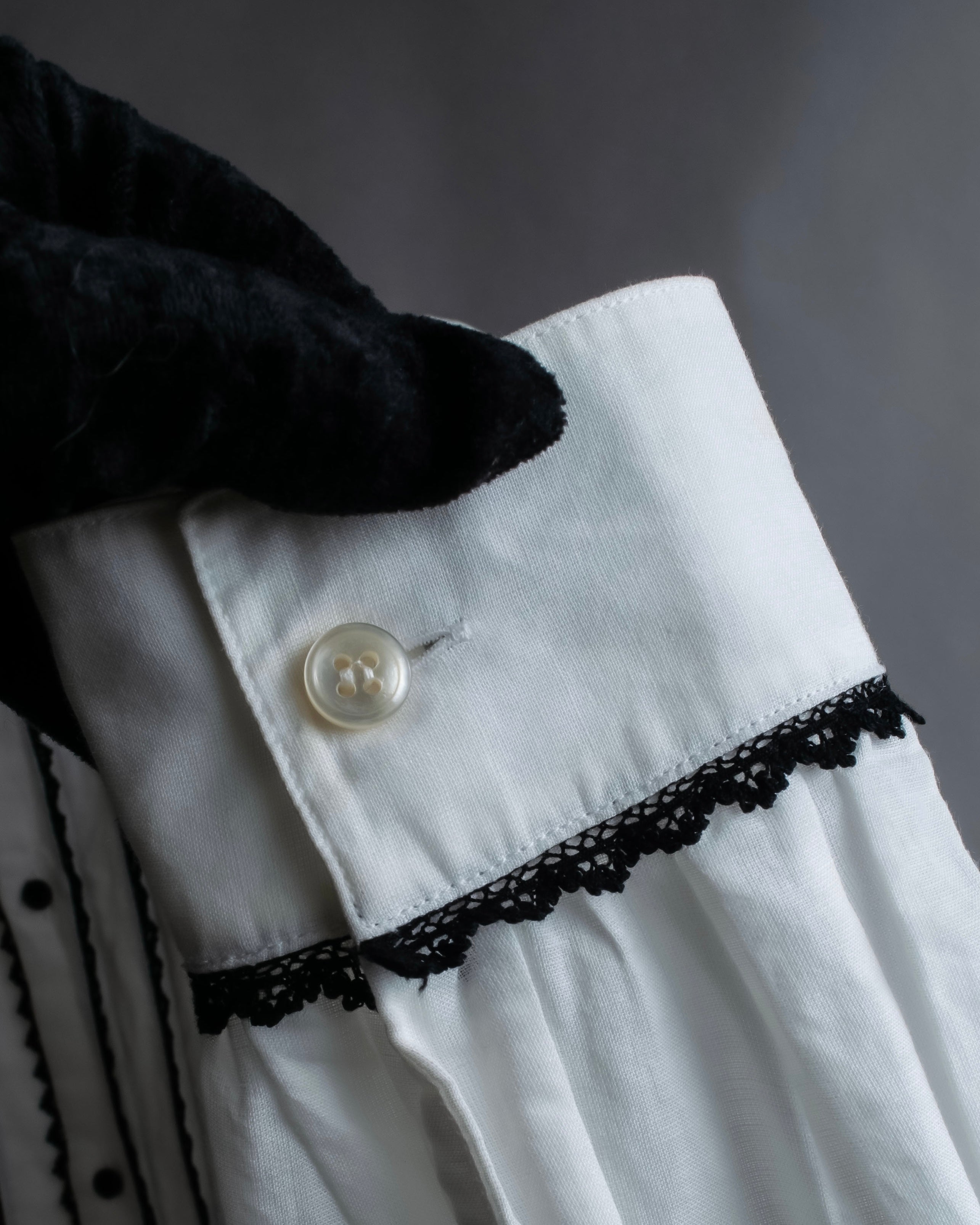 "Saint Laurent" 22SS Ribbon lace design tuxedo shirt