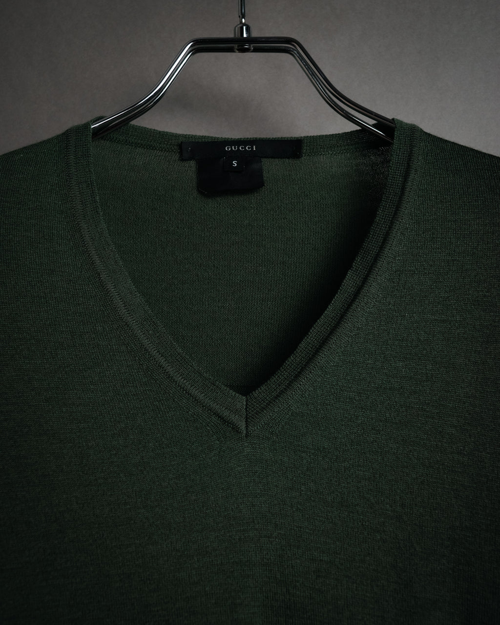 “GUCCI” Late 90’s-10’s Fine gauge v-neck knit