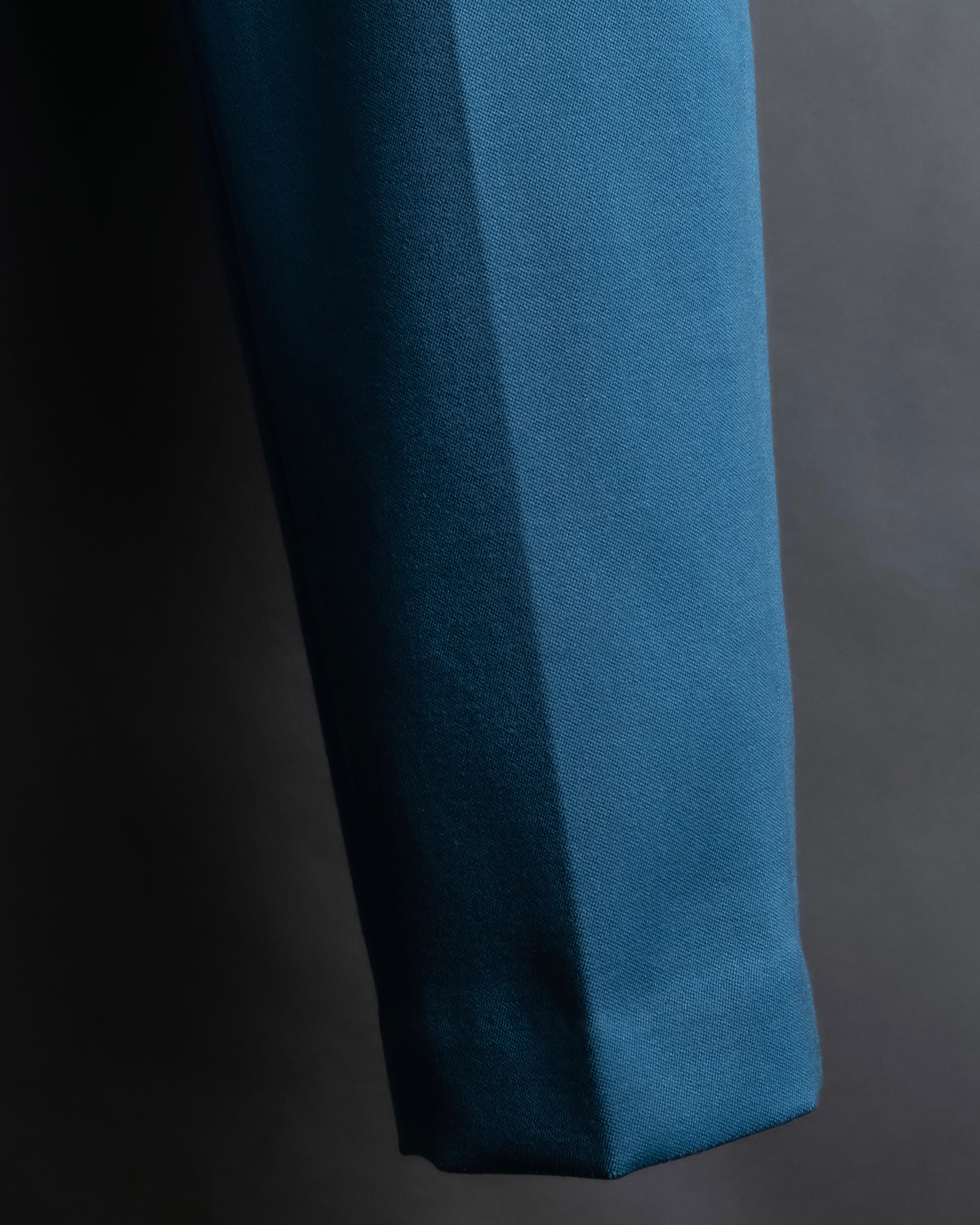 "DRAWER" Beautiful light blue tapered silhouette slacks