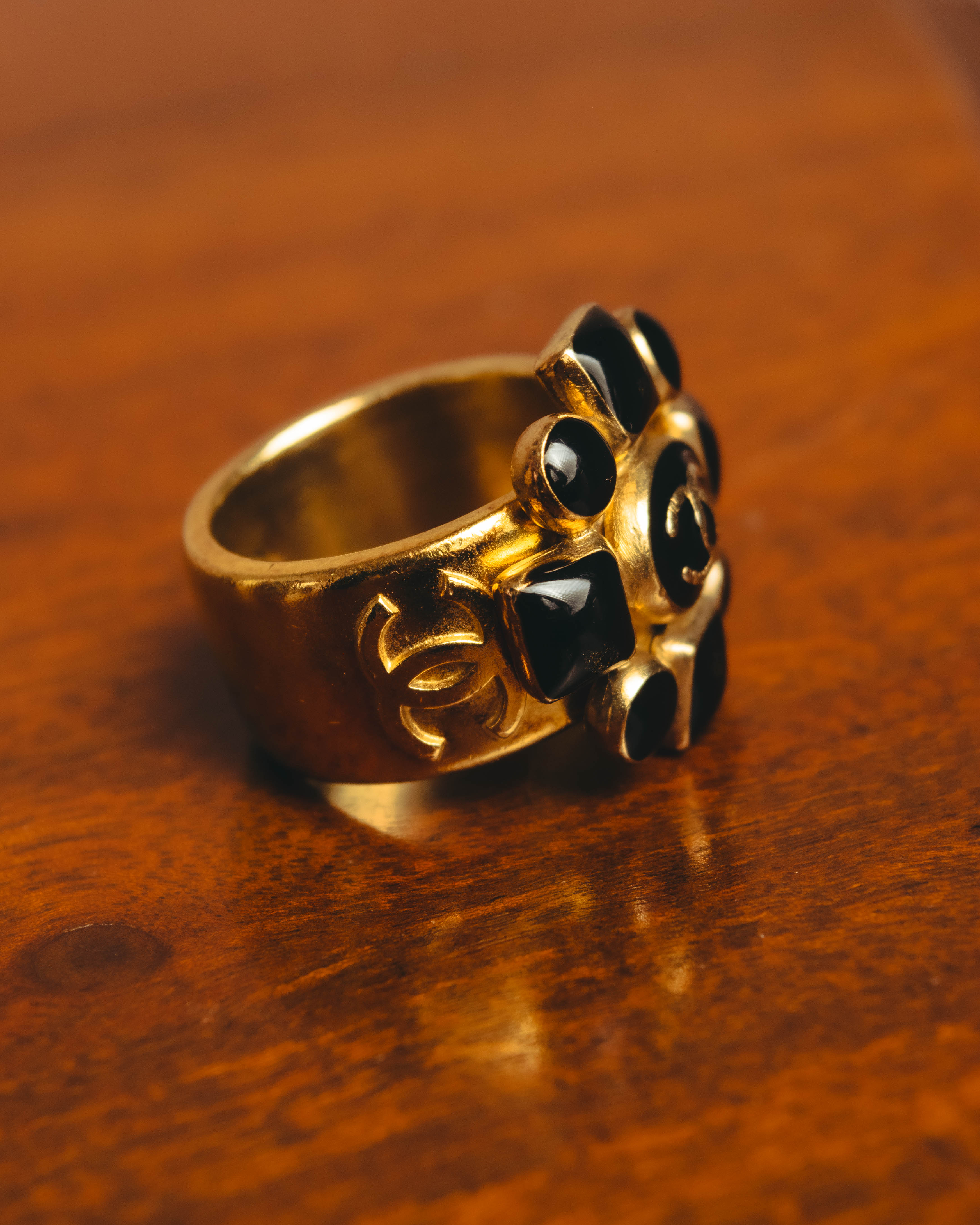 -SPECIAL- "CHANEL" 2007 AW Coco mark black cabochon ring