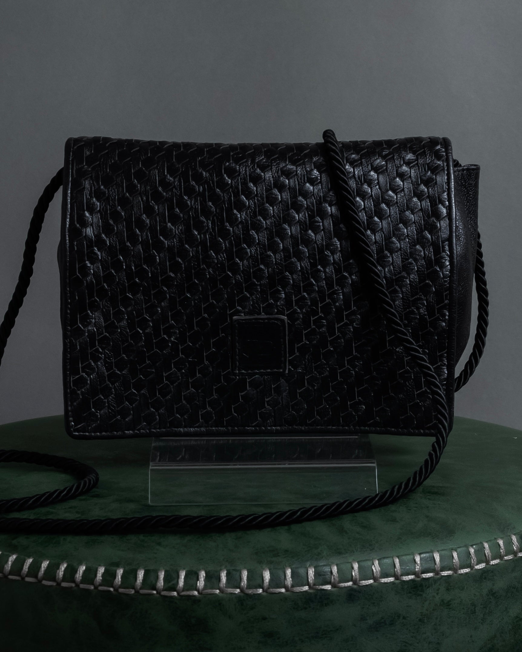 "FENDI" 80's Karl Lagerfeld design braided leather shoulder bag
