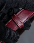 "GUCCI" Aristocratic crest charm suede shoulder bag