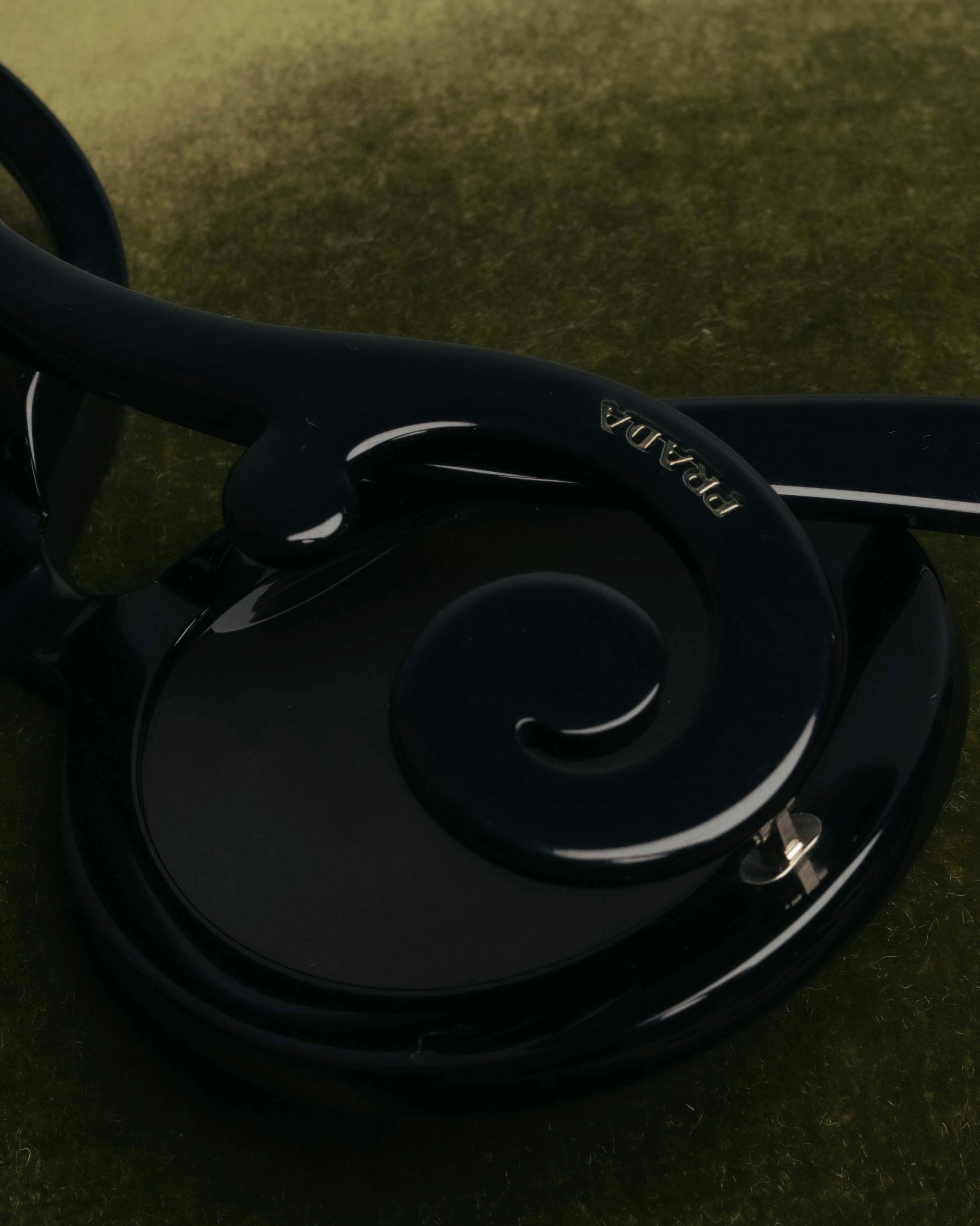 "PRADA" 10's Sculptural baroque sunglasses