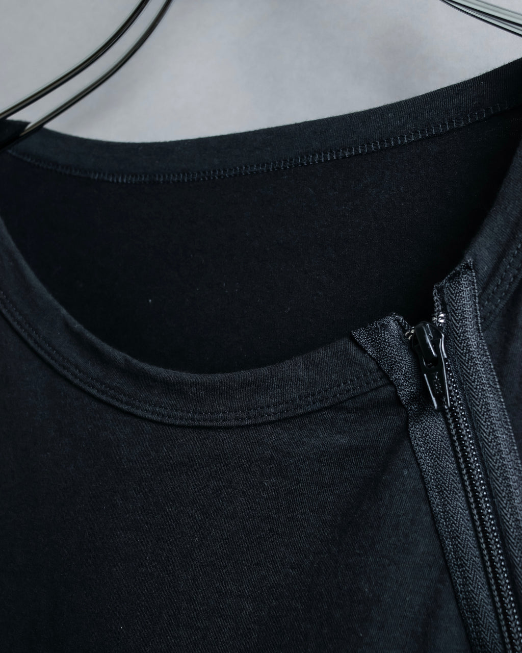 "Ground Y" Double zip design long tops