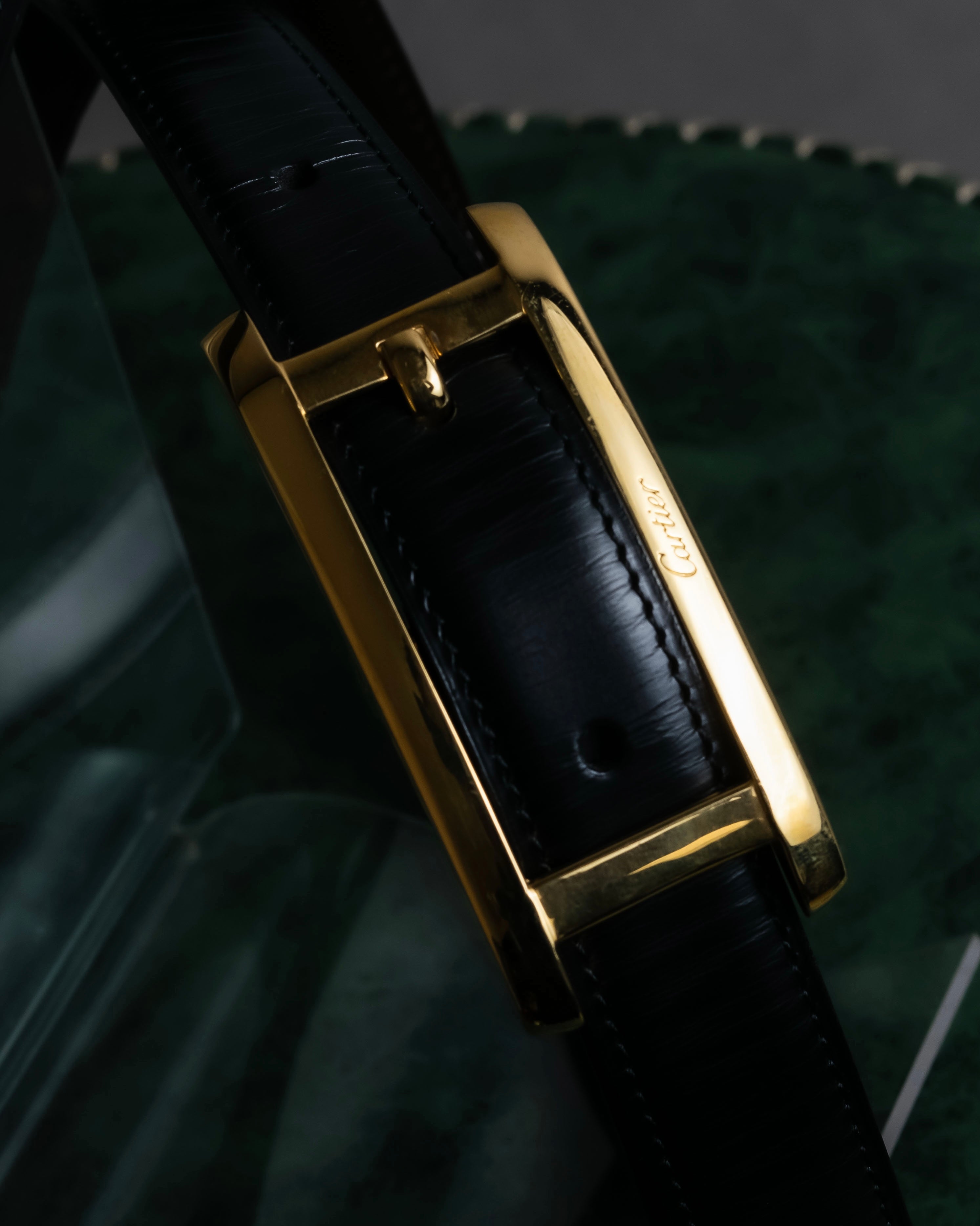 "Cartier" Gold metal buckle design leather belt