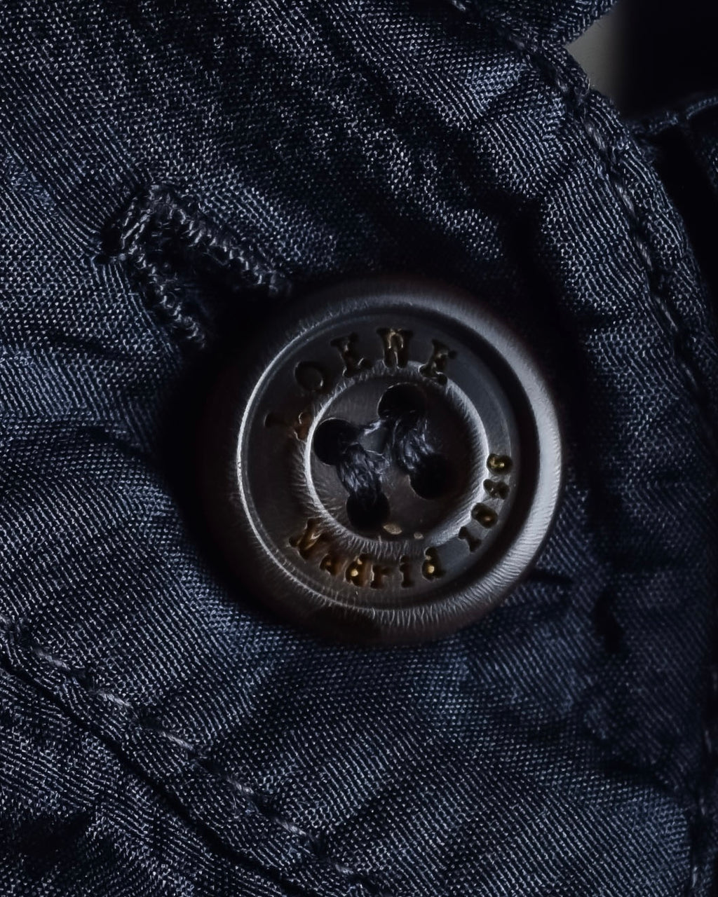 "LOEWE" 90's-00's Fly front silk shirt