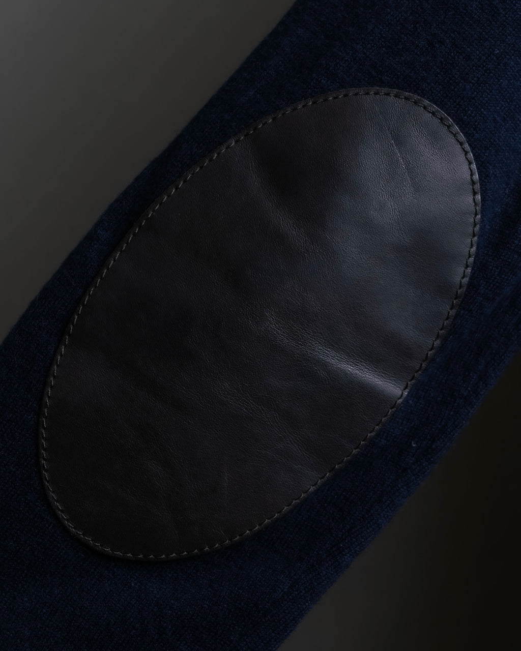 "MAISON MARGIELA" 16AW elbow patch design navy color knit