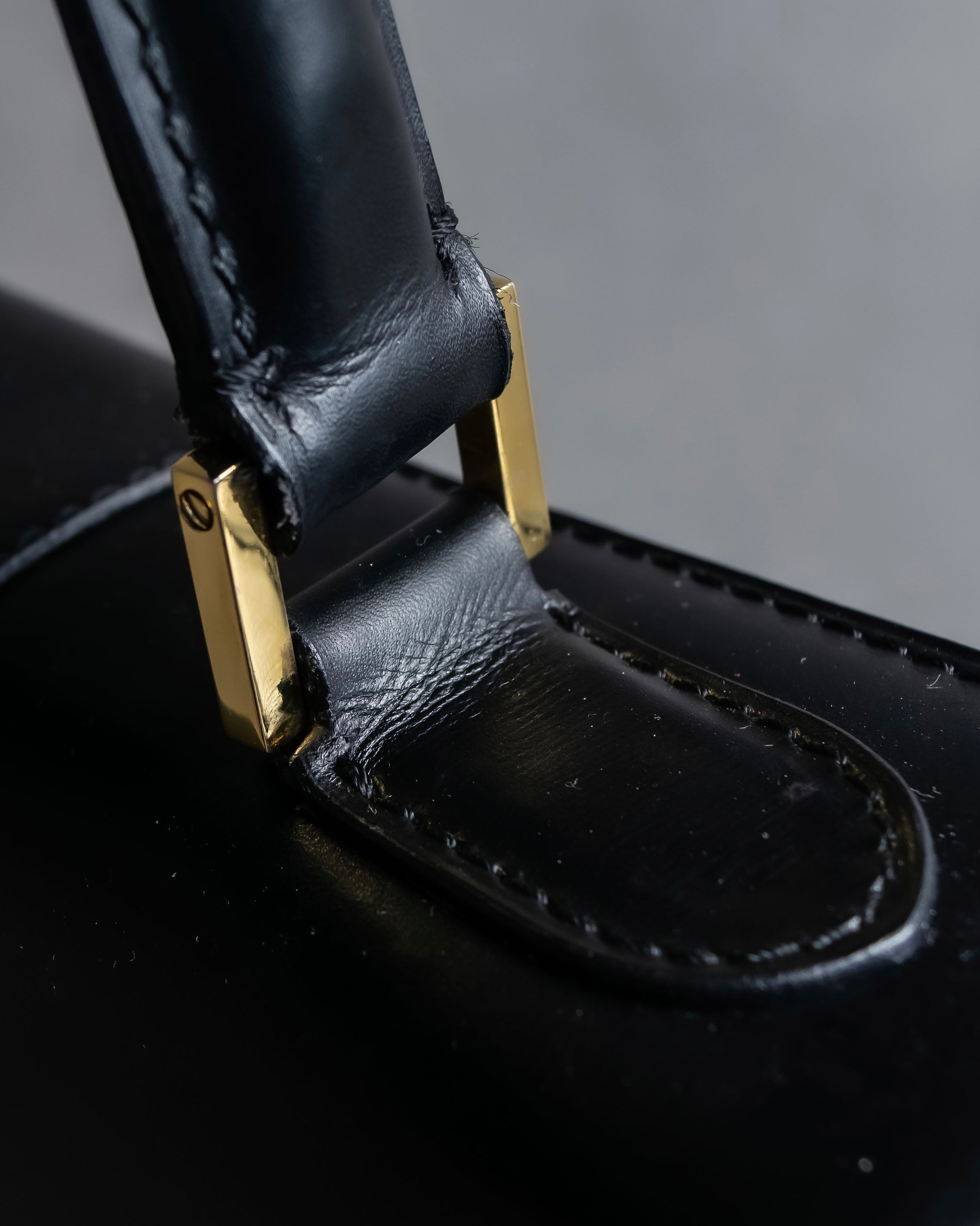 "CELINE" Ringlock design leather hand bag