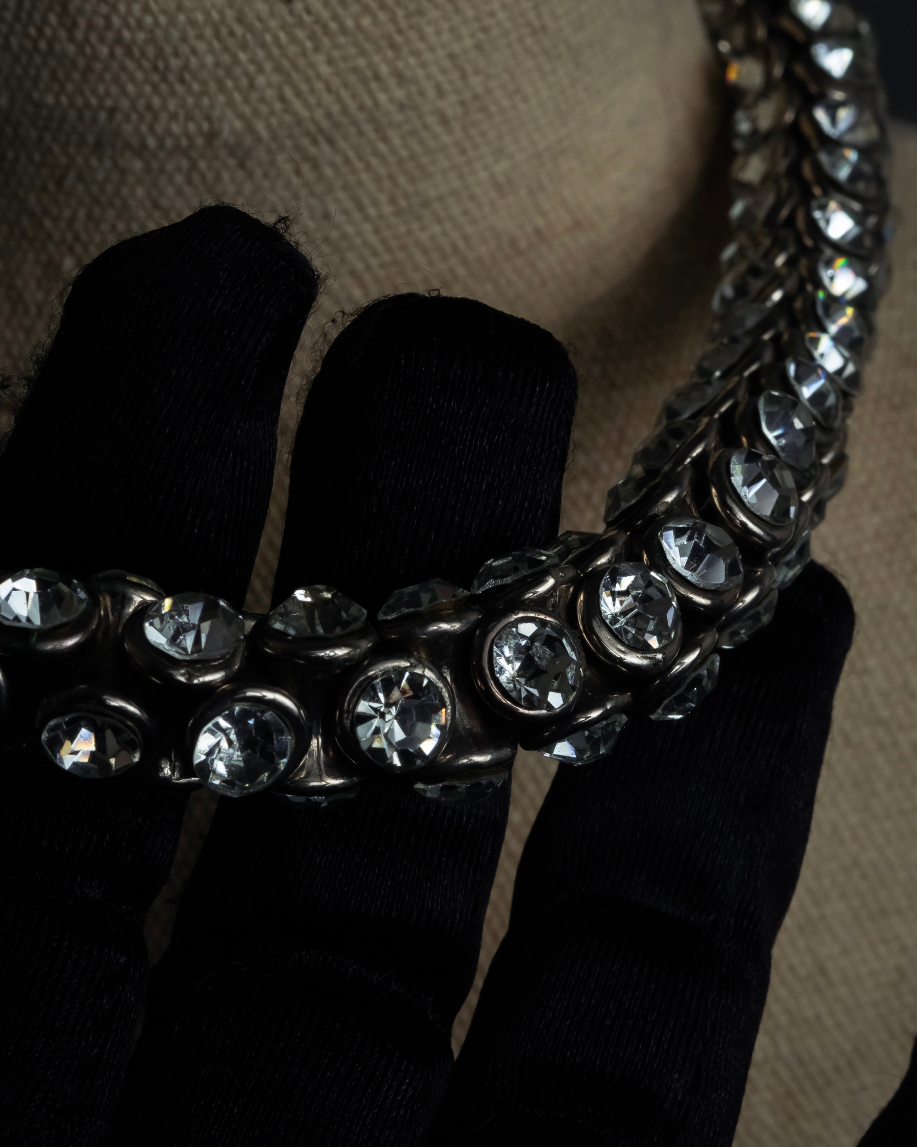 "DRIES VAN NOTTEN" 2022's Double crystal detail magnetic choker