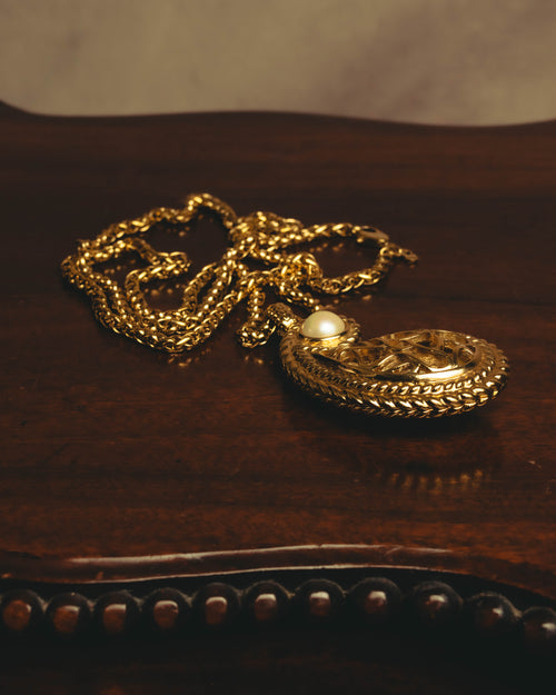 "Christian Dior" 80's-90's Ornate pendant necklace
