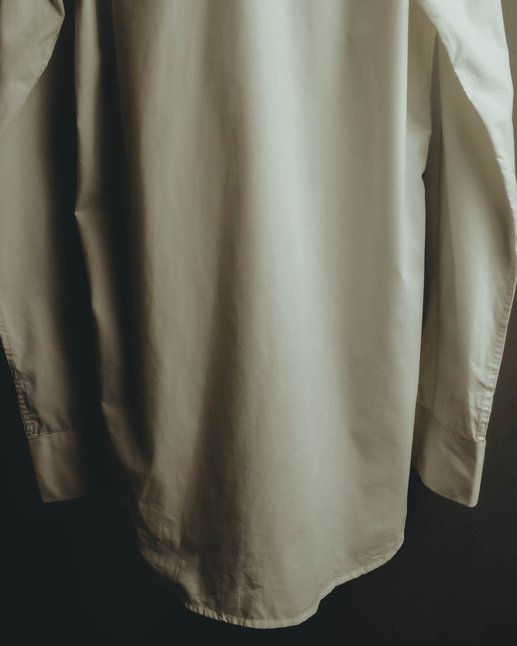 "Vintage" 90's-00's Pleated front tuxedo shirt