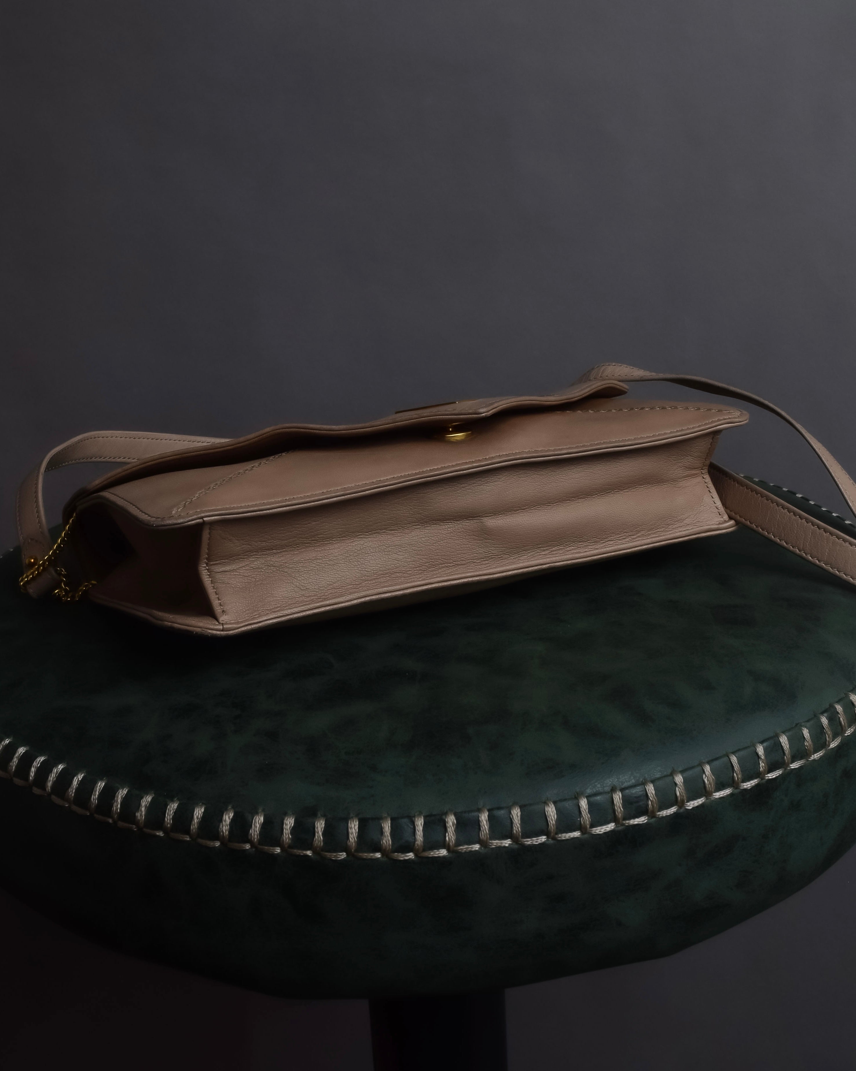 "HERMES" 70's Diamond stitched envelope leather bag