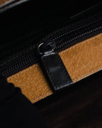 "PRADA" 90’s-00’s Minimalist embossed logo accordion bag