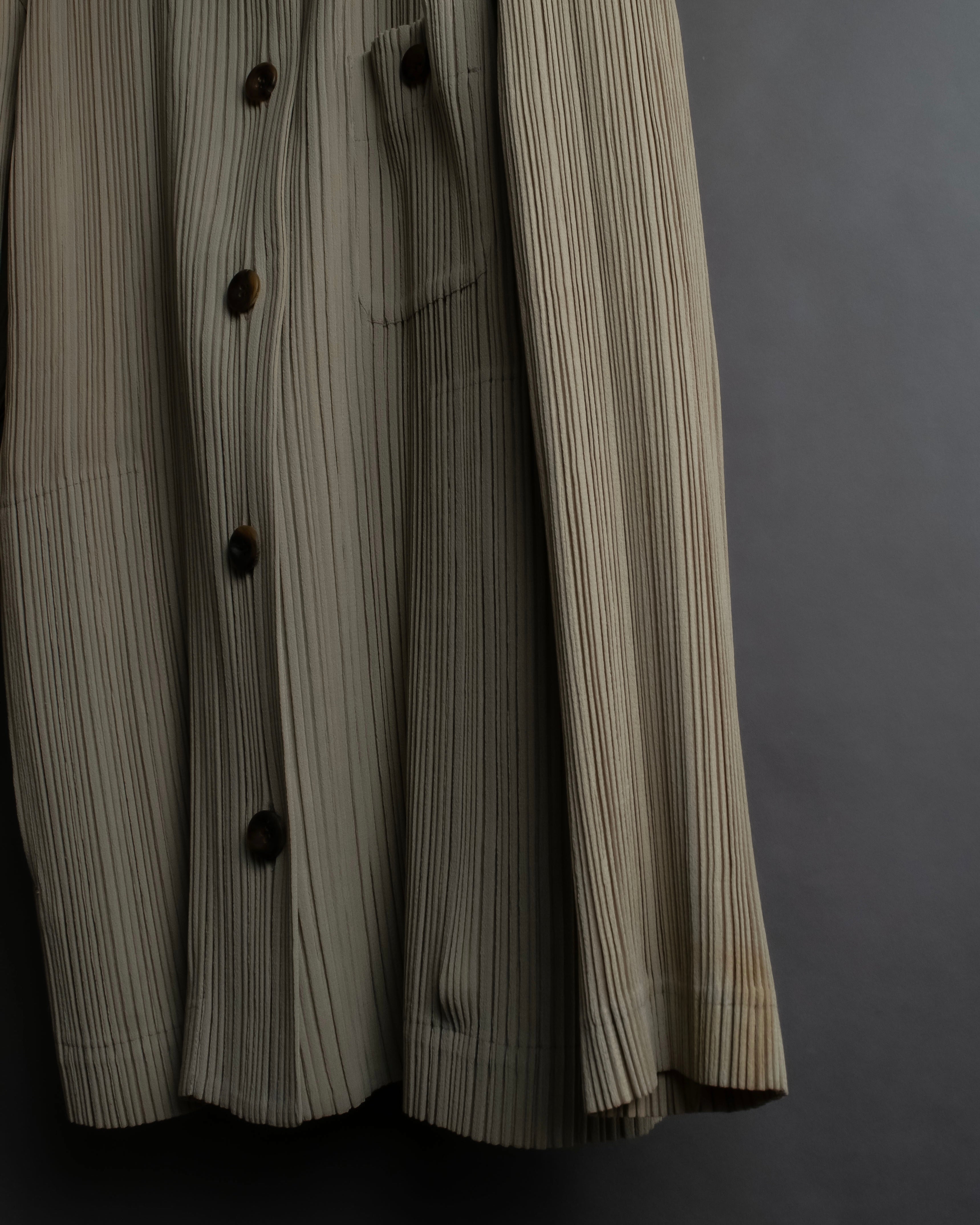 "ISSEY MIYAKE" Fine pleated shirt jacket