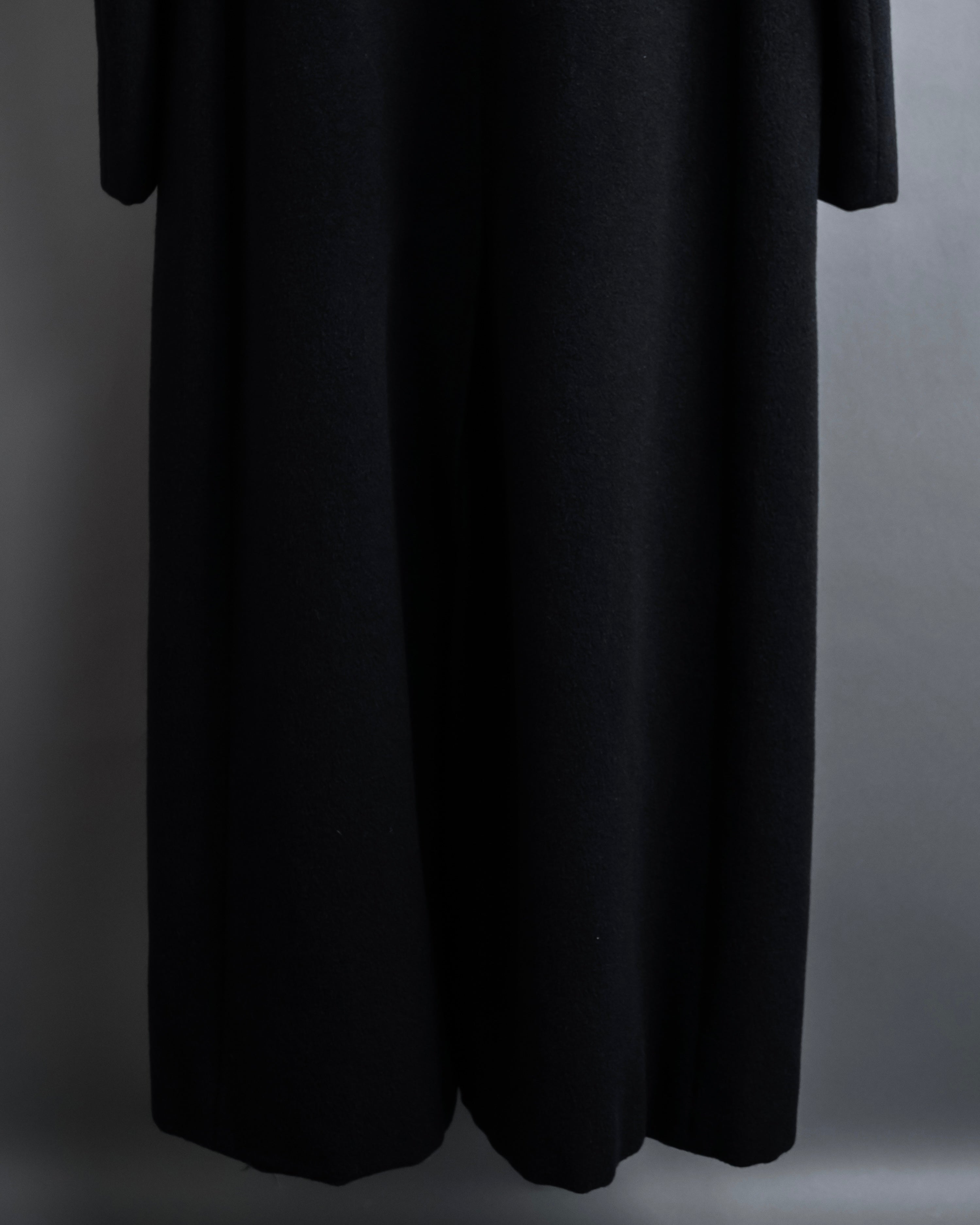 "Max Mara" Silver tag straight line shaped chester coat