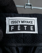 "ISSEY MIYAKE FETE" Fabric change stripe pattern wide slacks