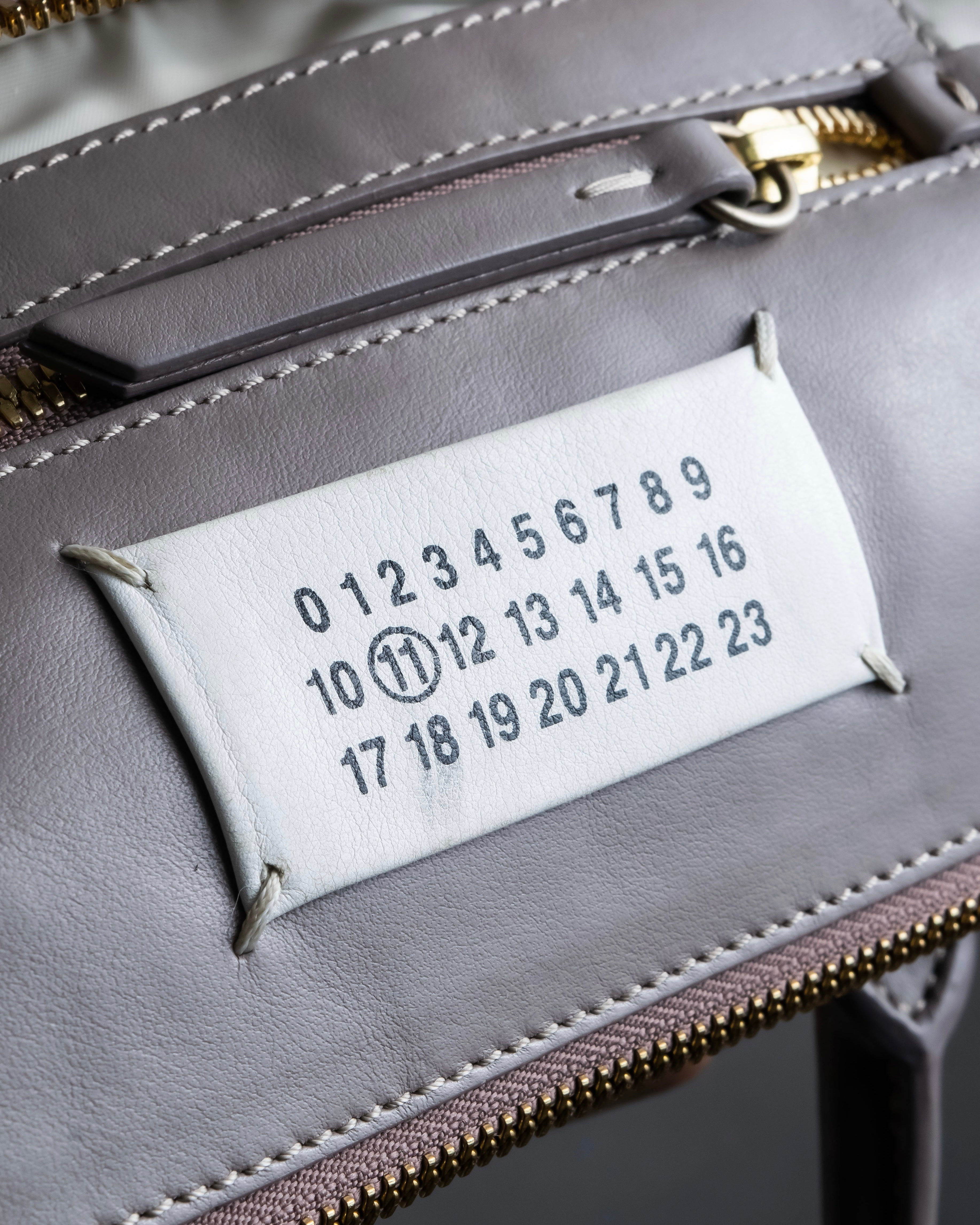 "MAISON MARGIELA" 5AC medium 2way handbag