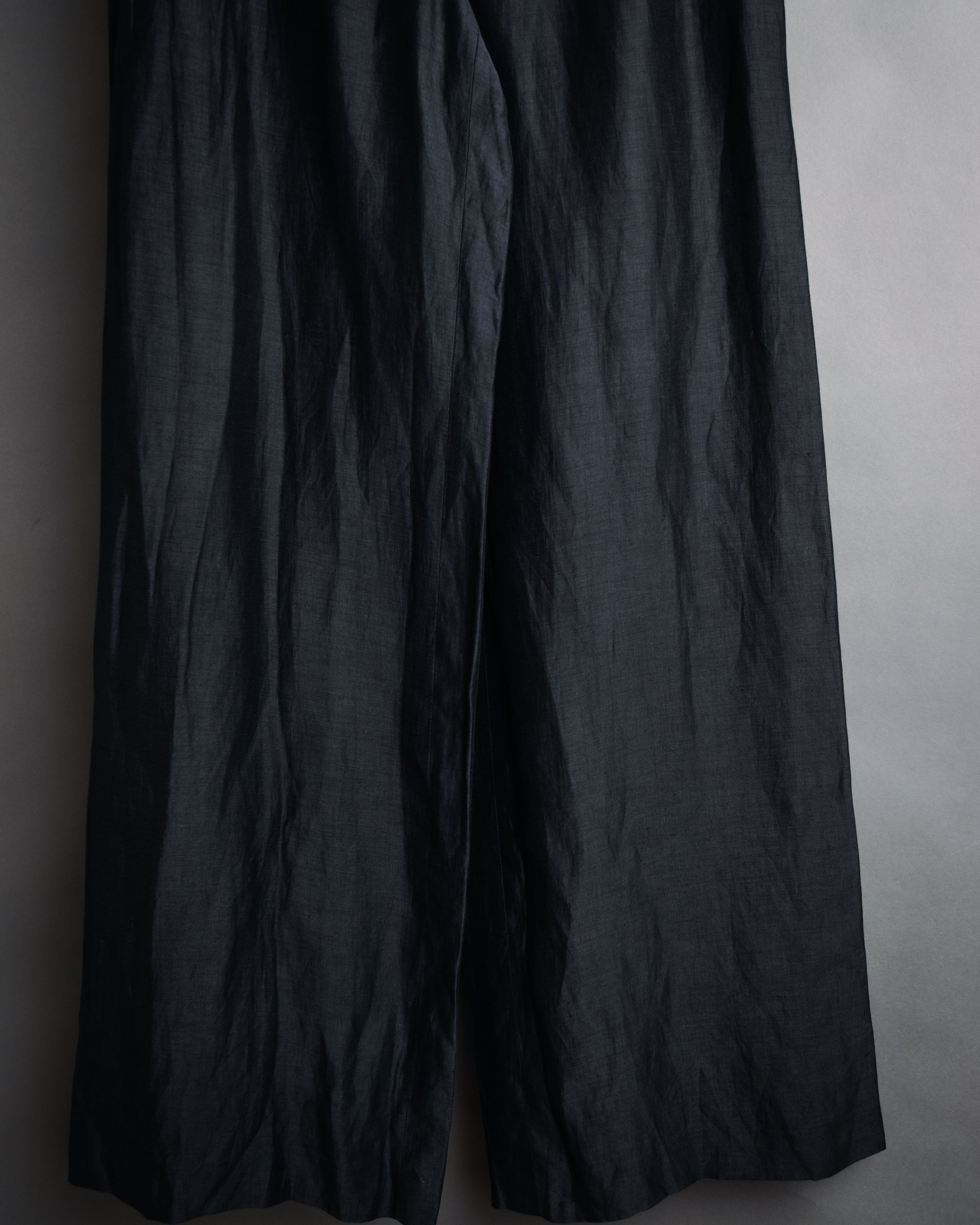 “EMPORIO ARMANI” 90’s-00’s Fluid wide trousers