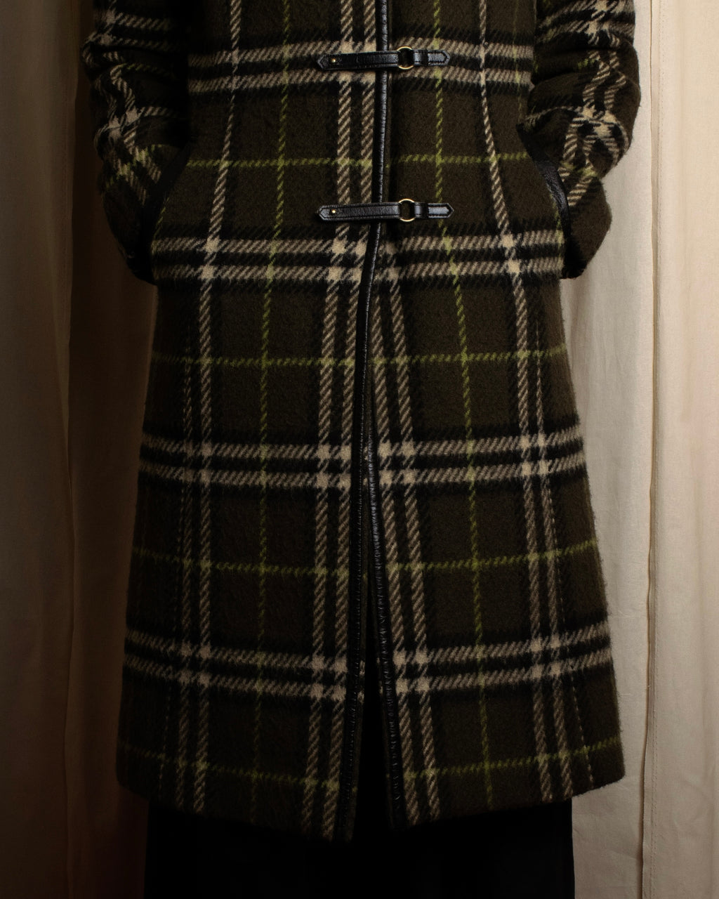 "BURBERRY" Leather switching design check tweed coat