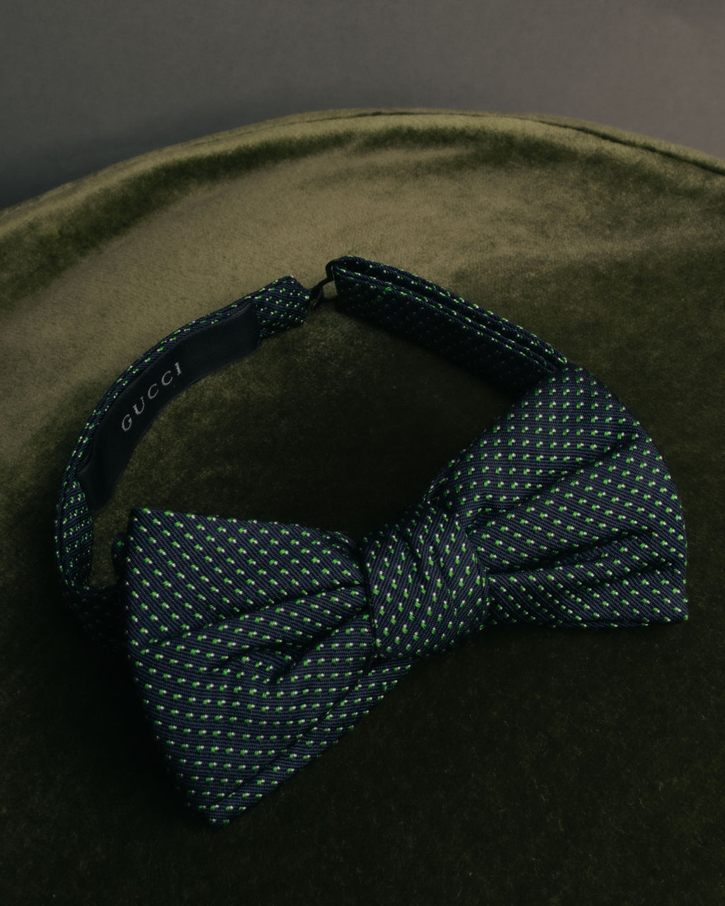 “GUCCI” 10’s Micro jacquard pre tied bow tie