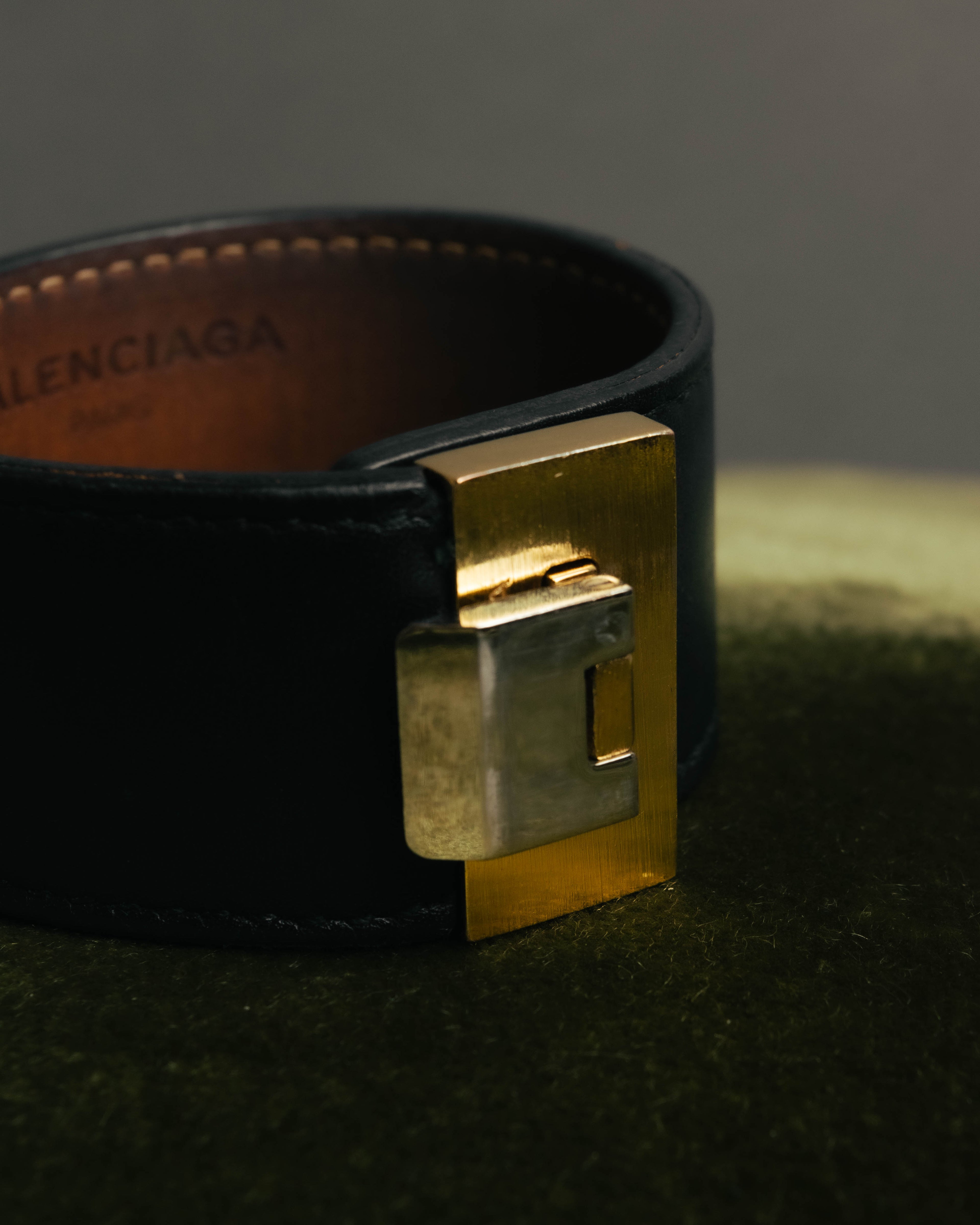 “BALENCIAGA“ 10’s Brushed metal leather cuff bracelet